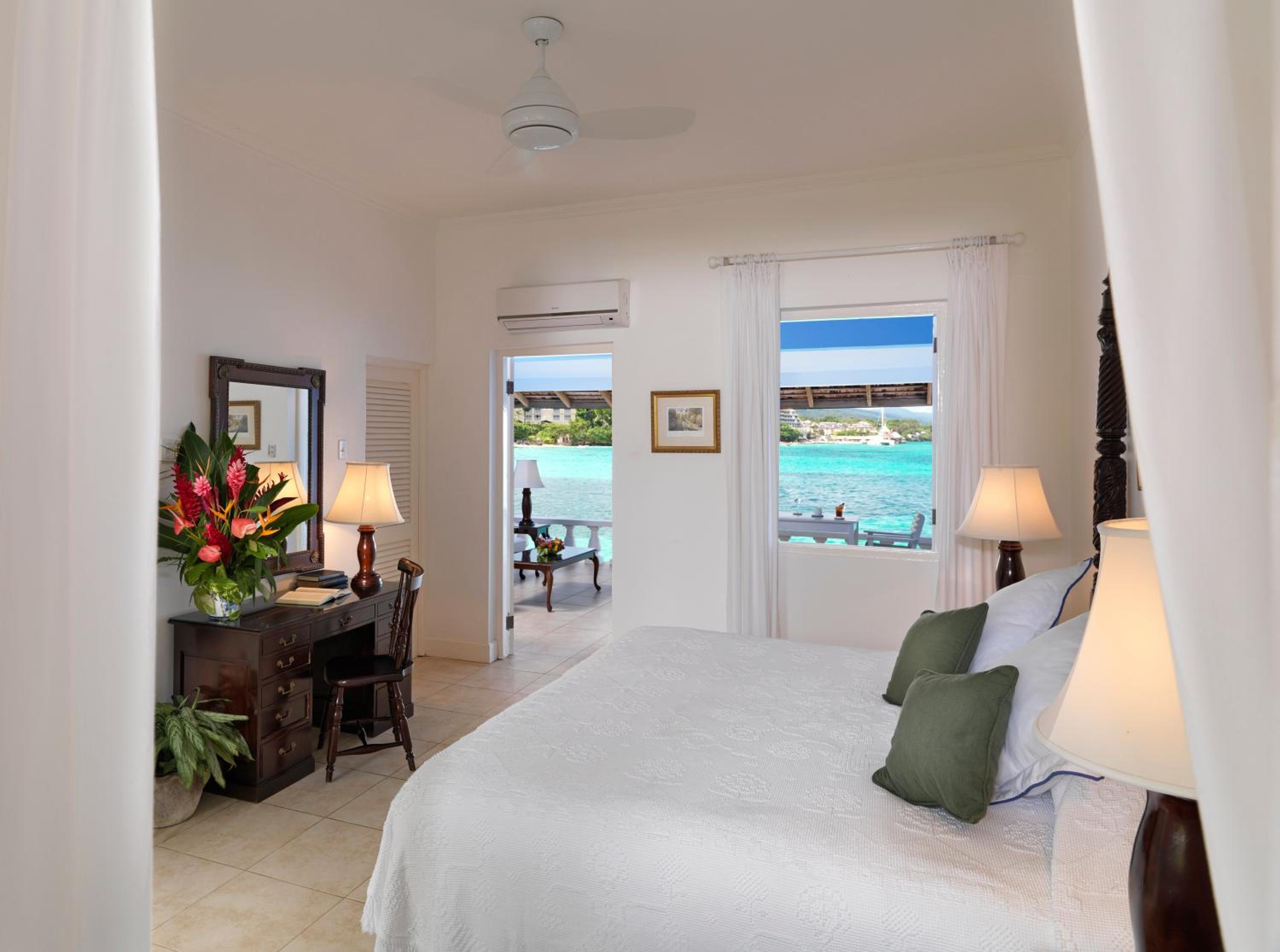 Premier Suite (Non Smoking) photo 3