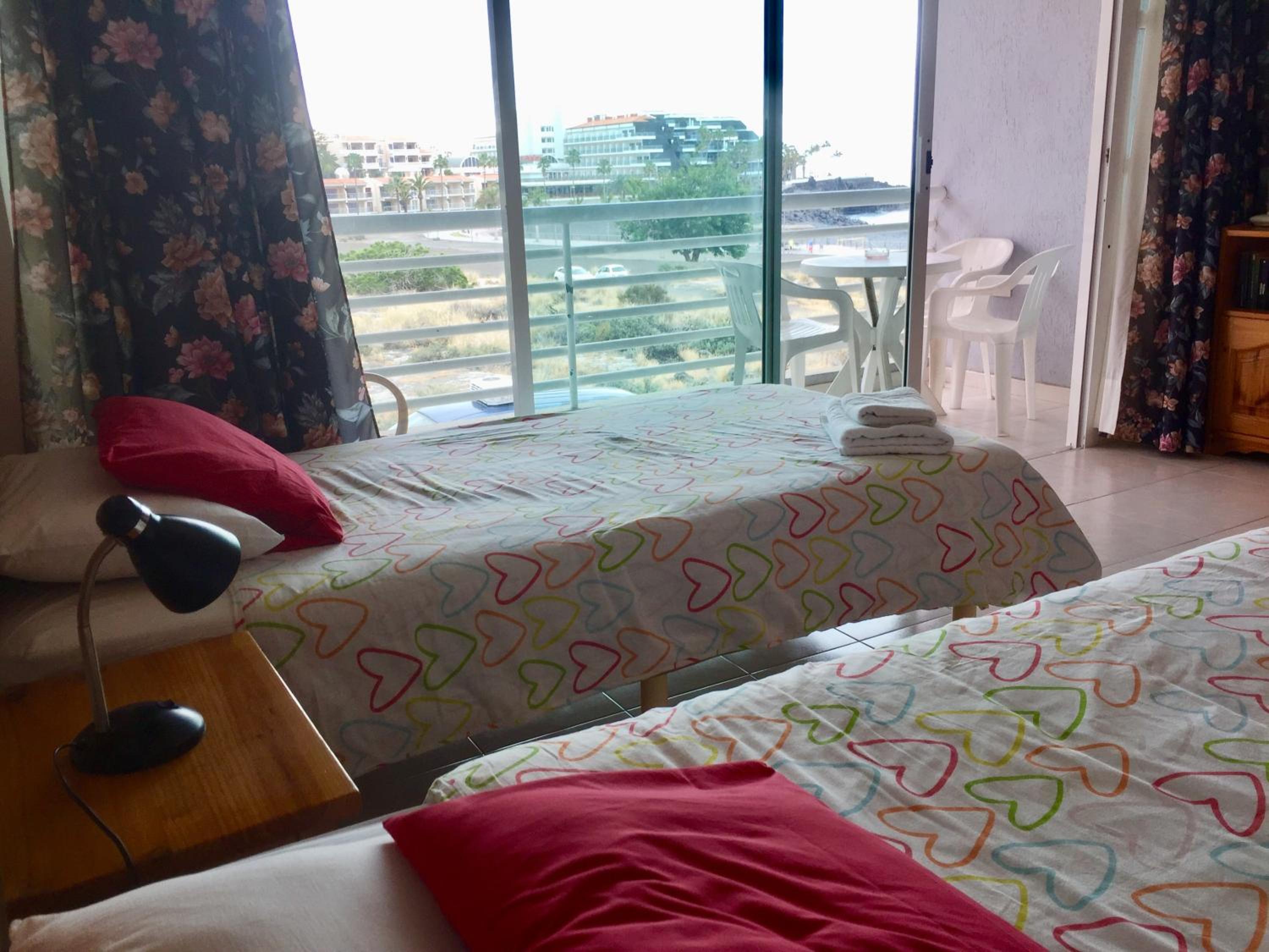 Estudio con terraza