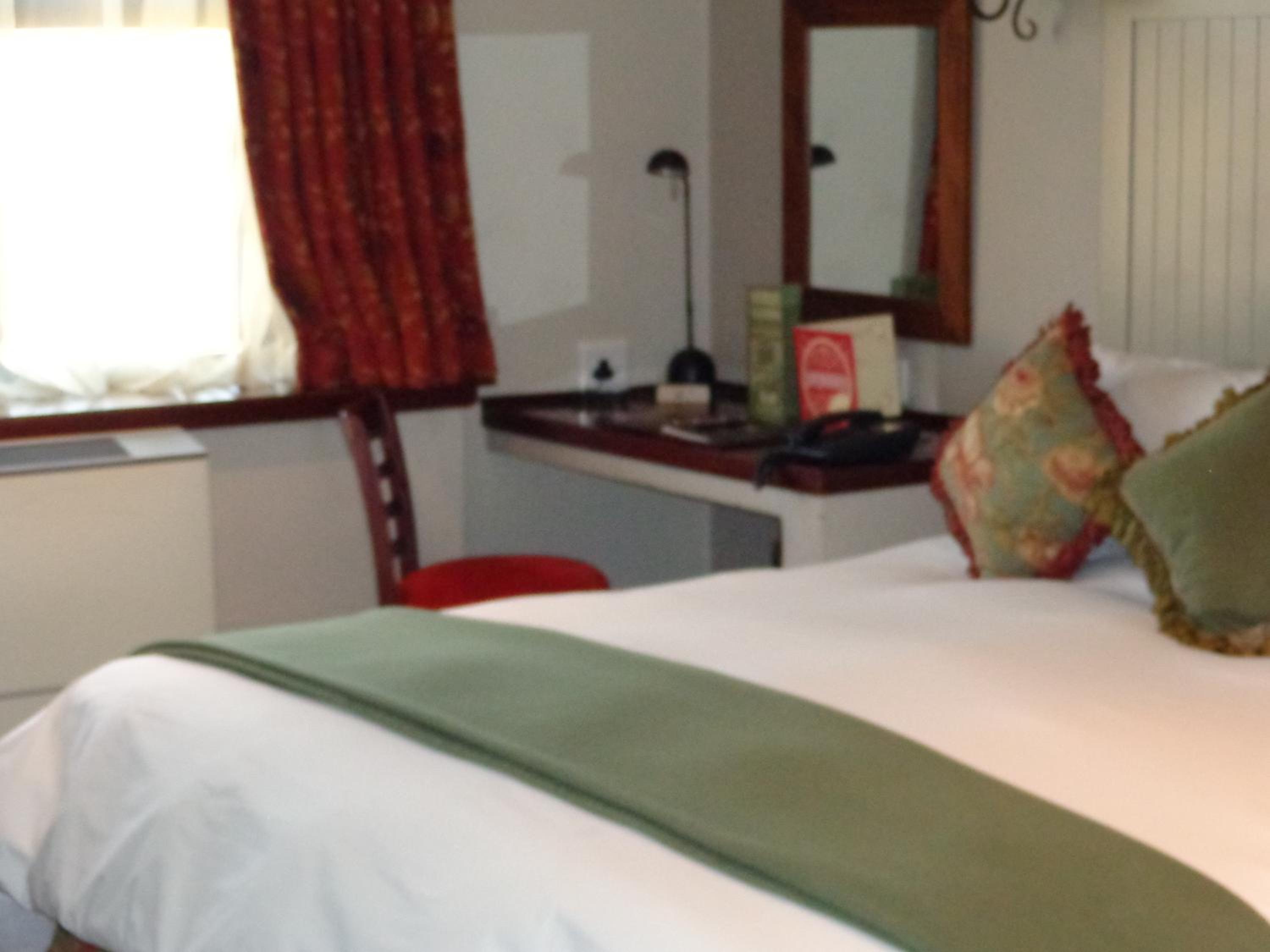 Classic Twin Room - Photo 3