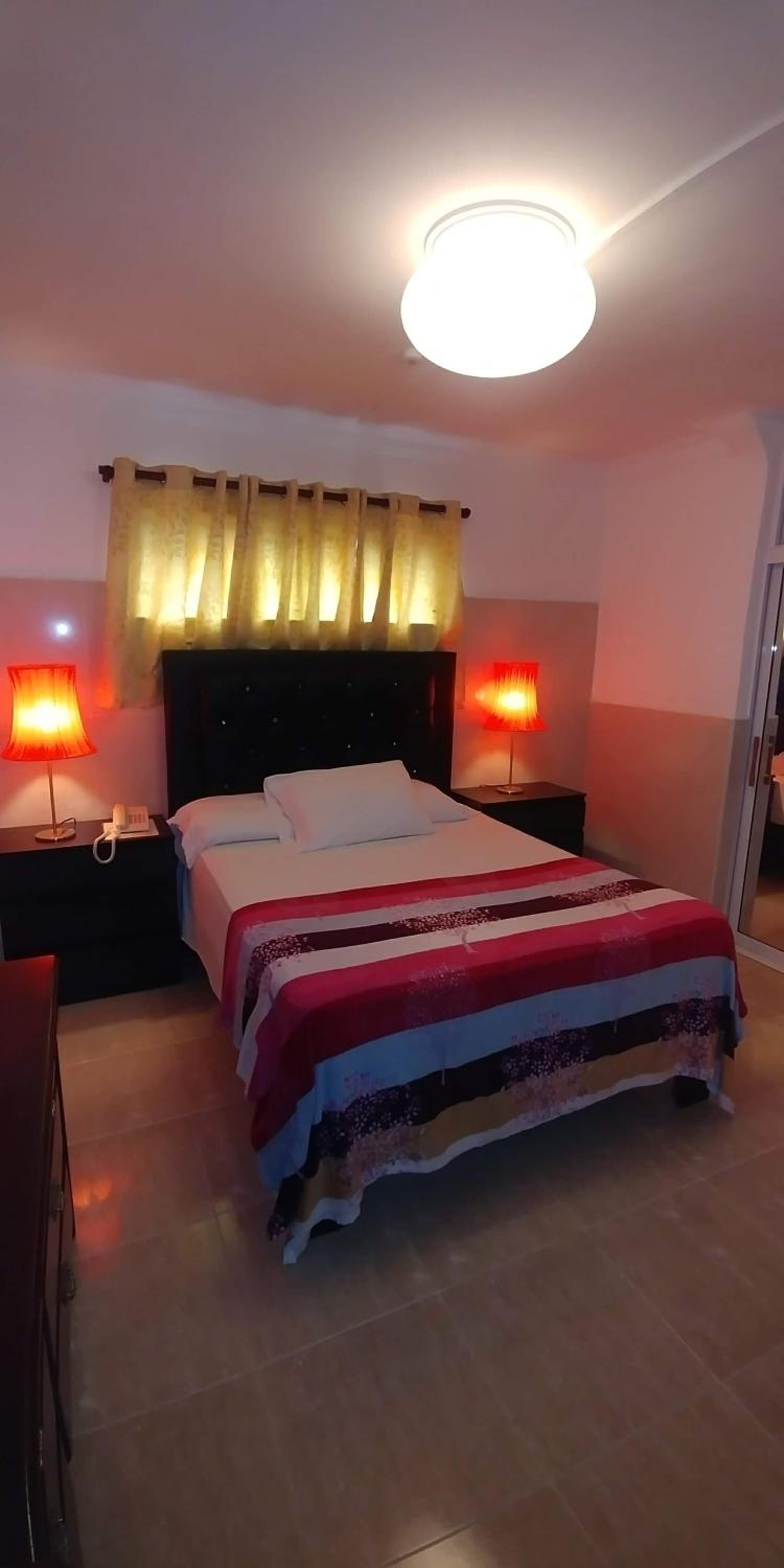 Standard Queen Room photo 1