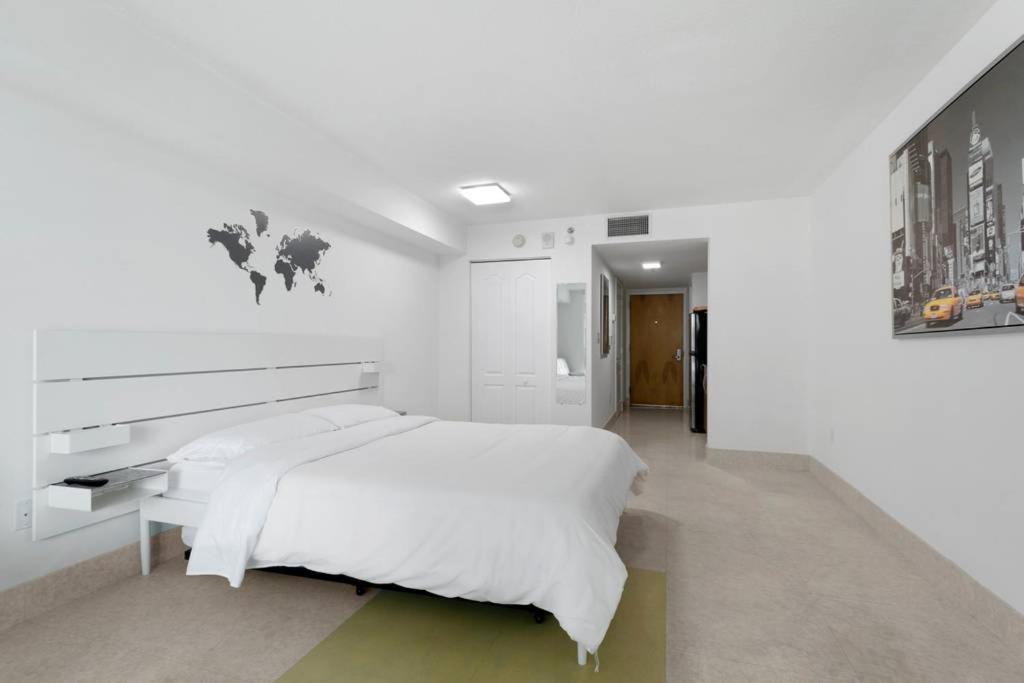 Studio Apartment photo 2