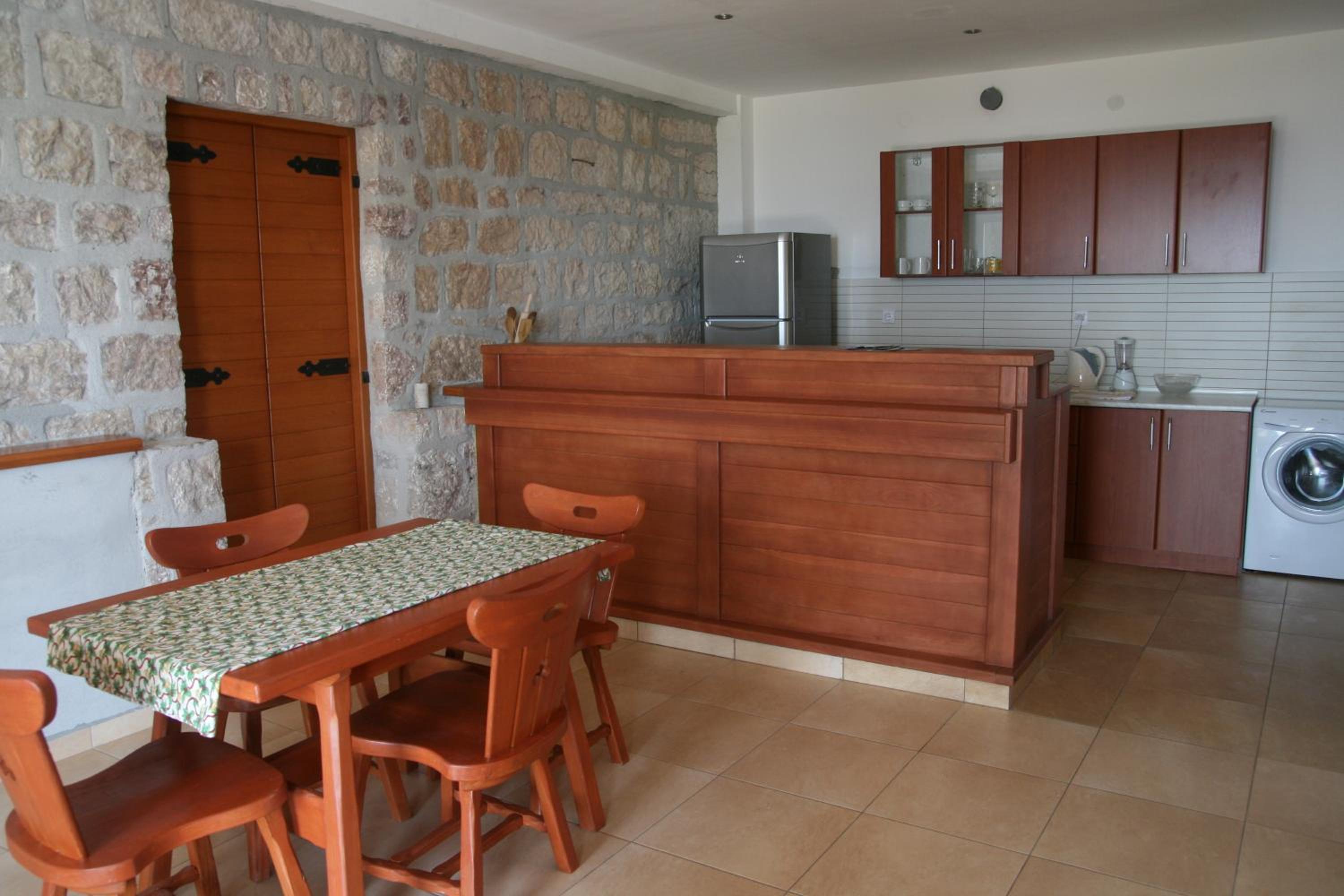 Two-Bedroom Apartment with Patio photo 3