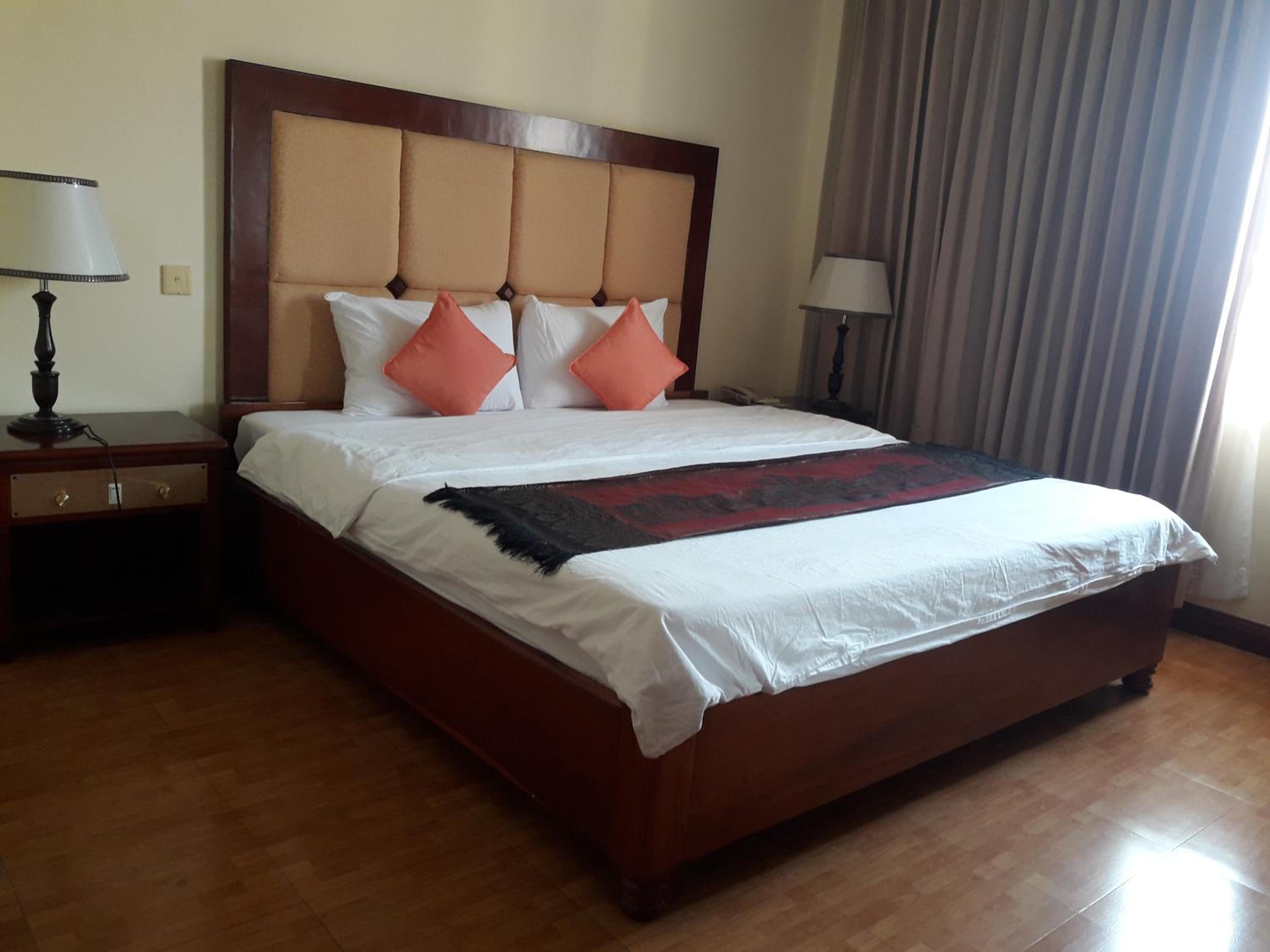 Deluxe Double Room - Photo 7