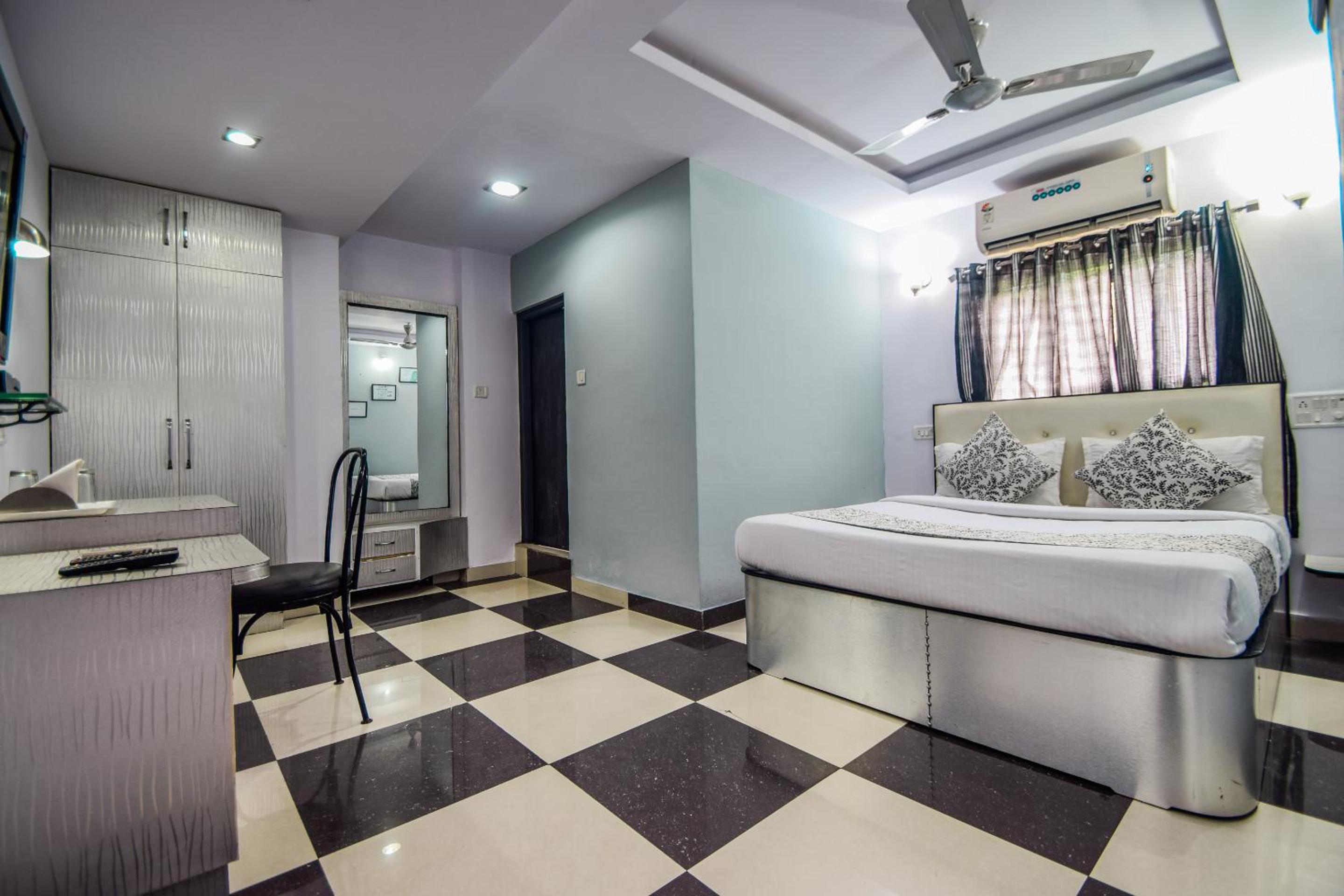 Deluxe Room - Photo 2