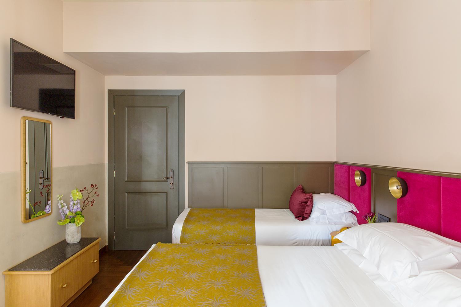 Small Triple Room photo 2
