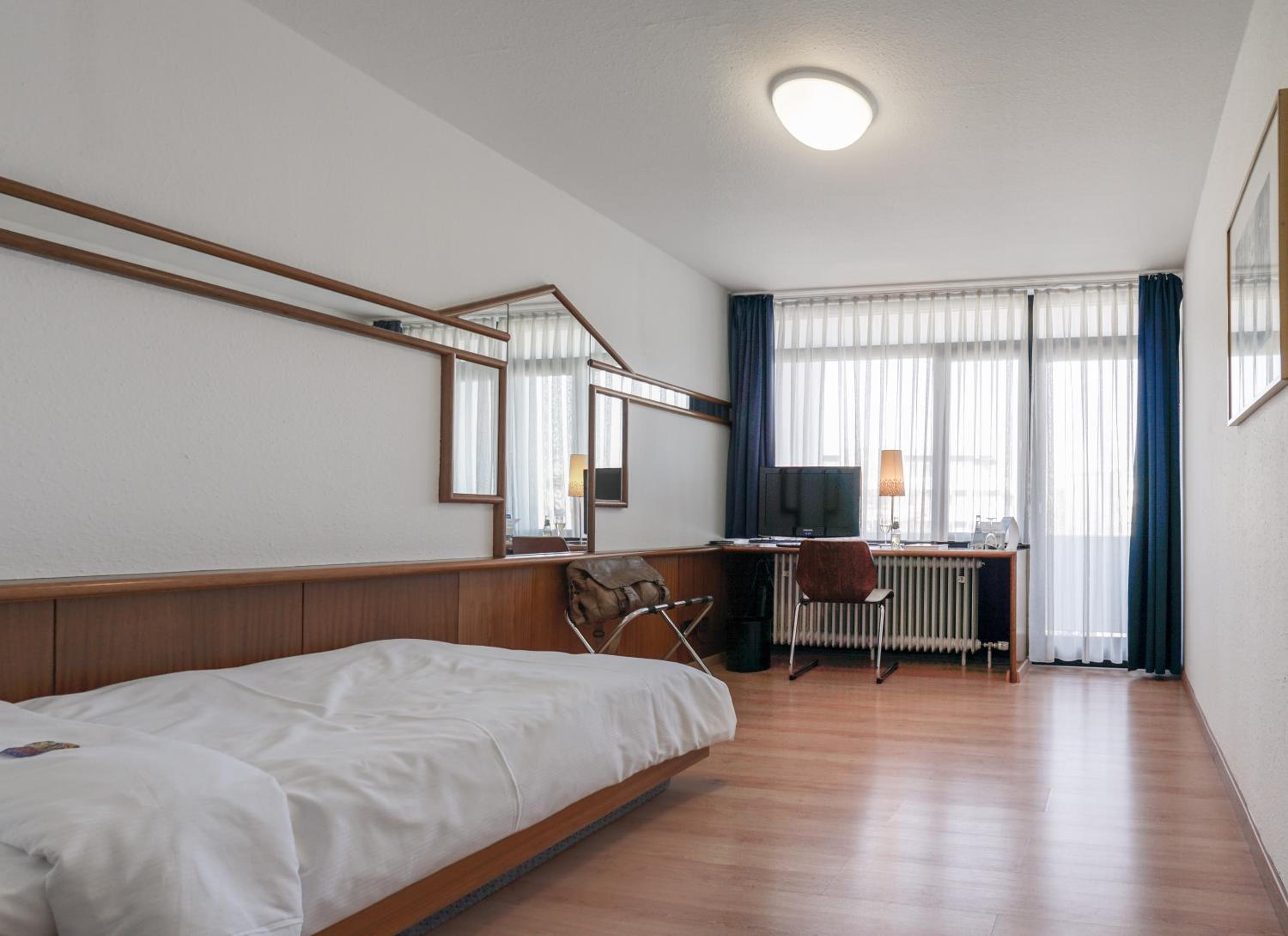 Classic Single Room