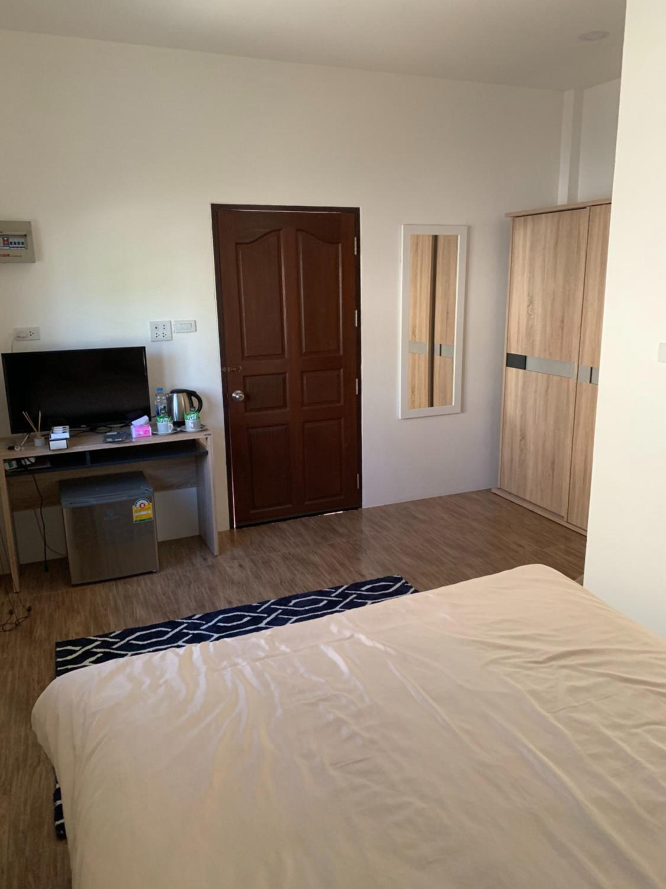 Deluxe Double Room - Photo 8