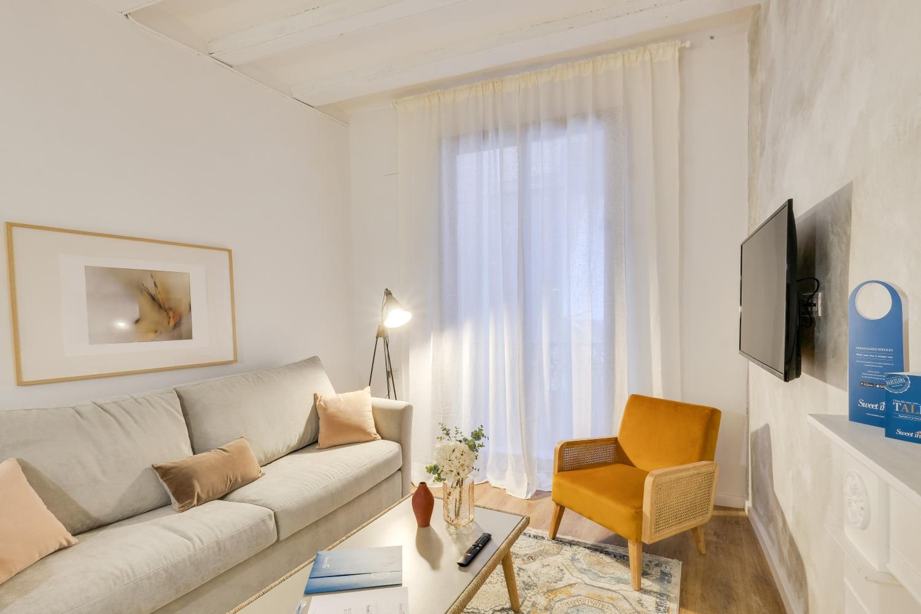 Apartamento con Balcón