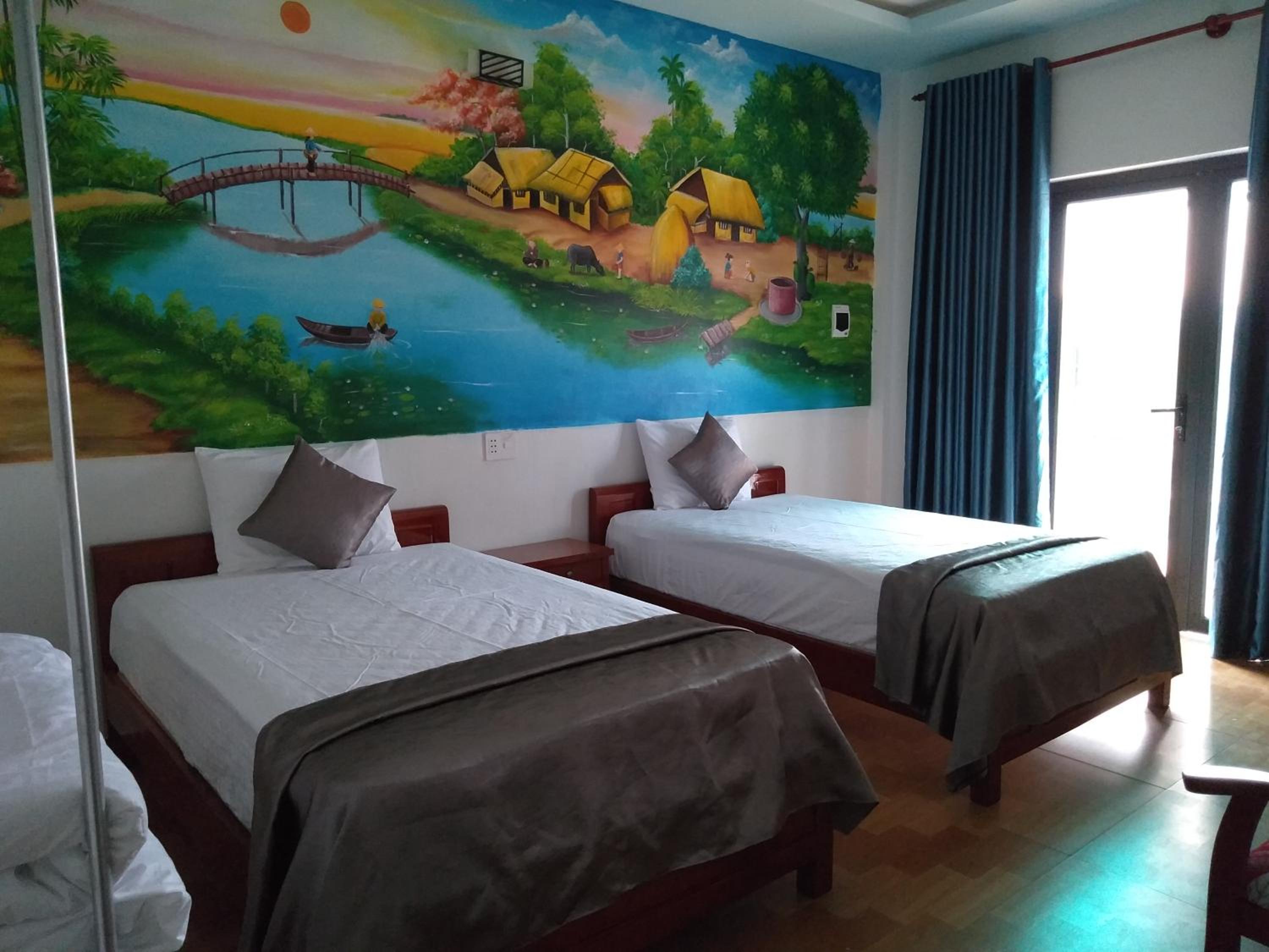 Quadruple Room with Mountain View