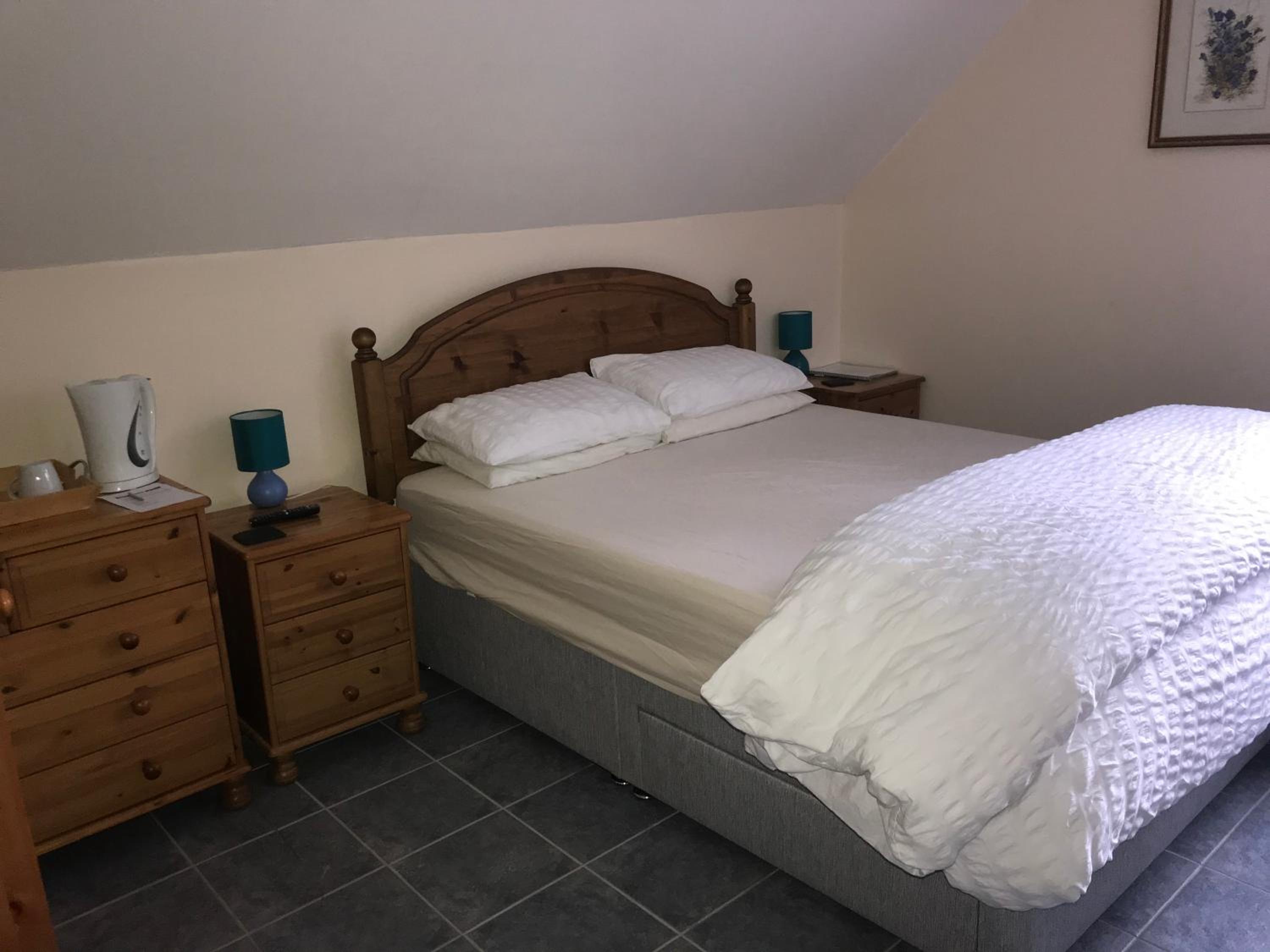 Deluxe Double Room with Bath photo 2