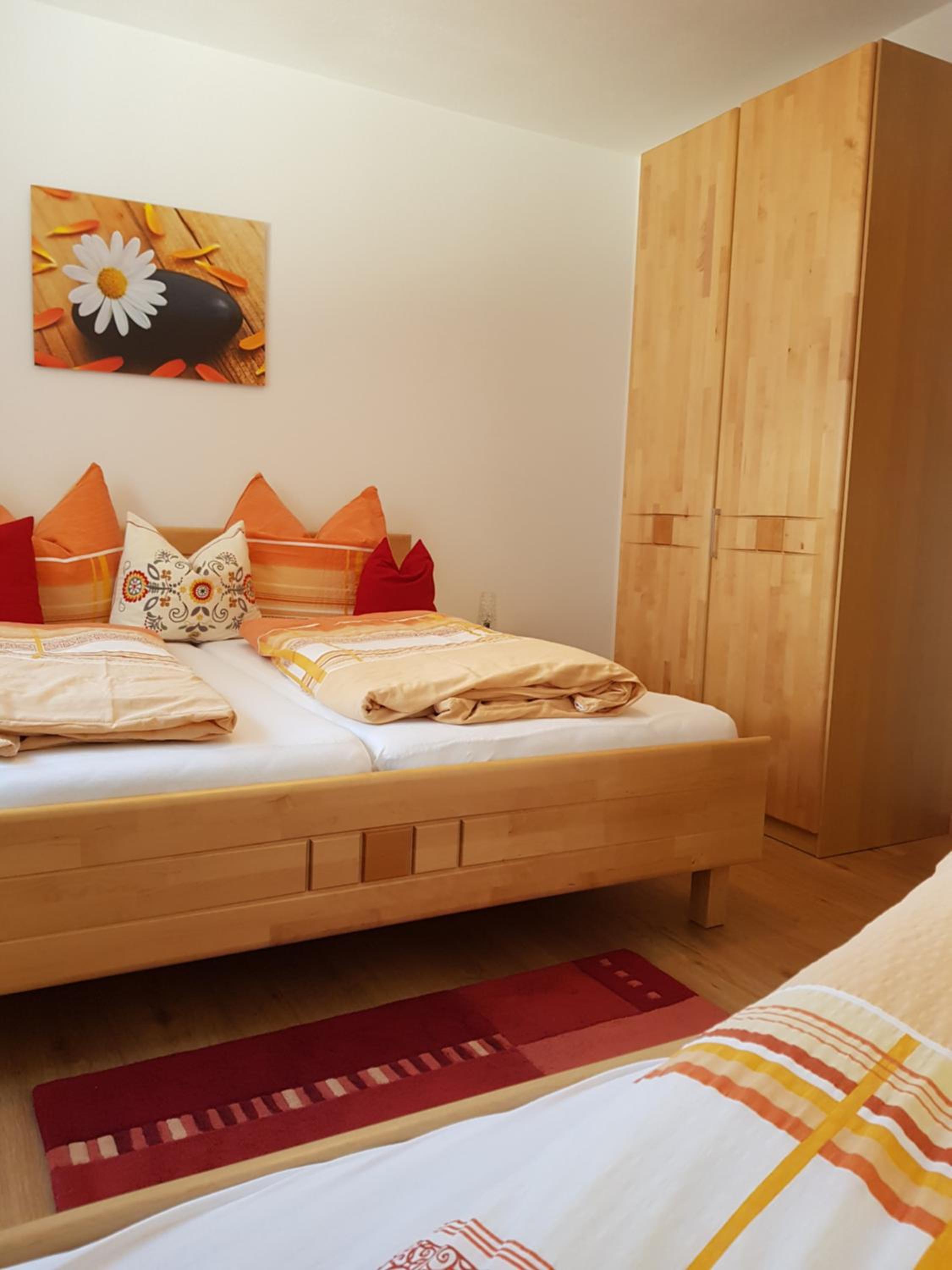 One-Bedroom Apartment with Balcony (2-3 Adults)