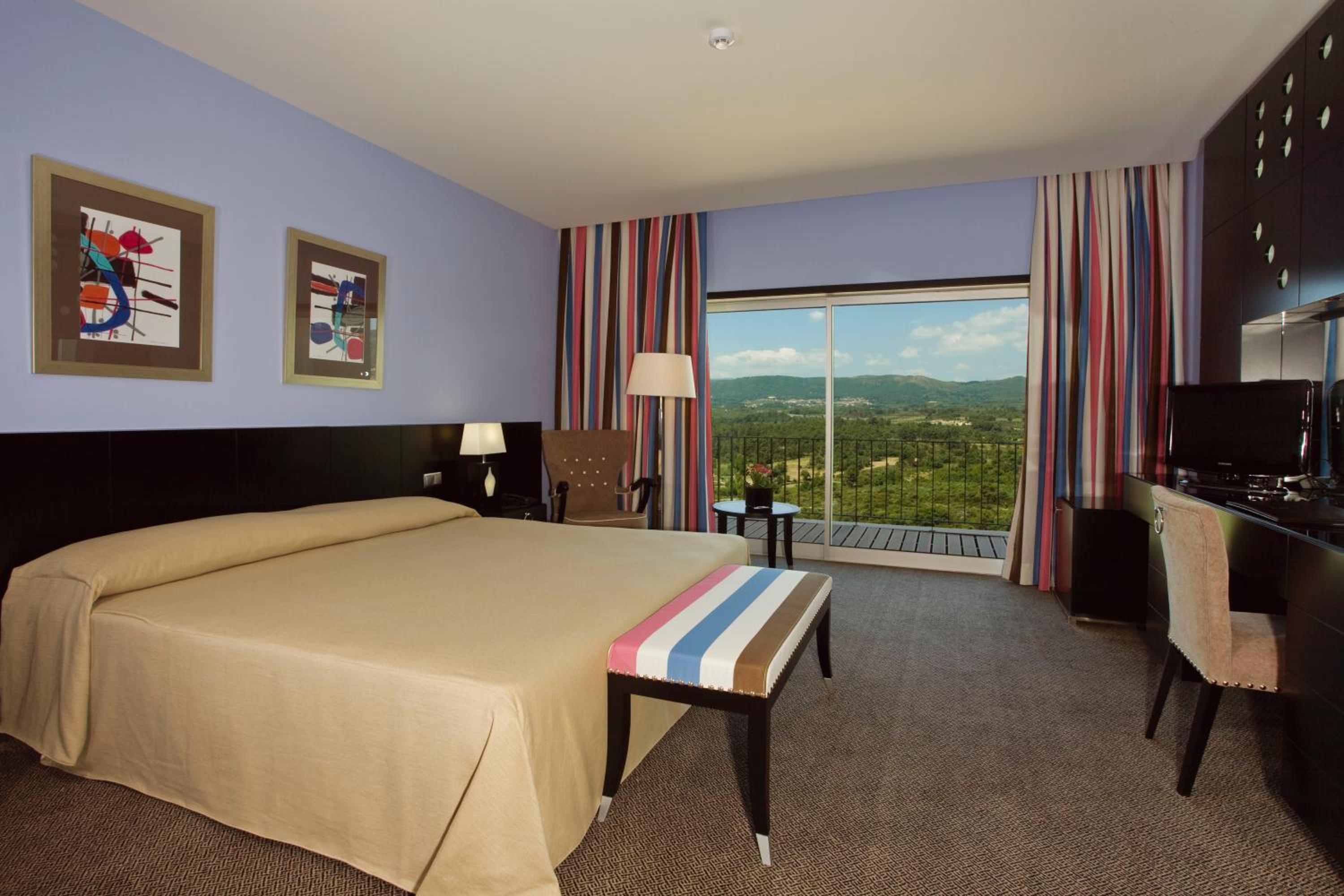 Deluxe Double Room - Photo 7