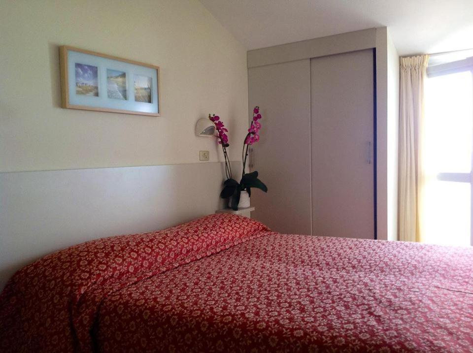 Double Room - Photo 12