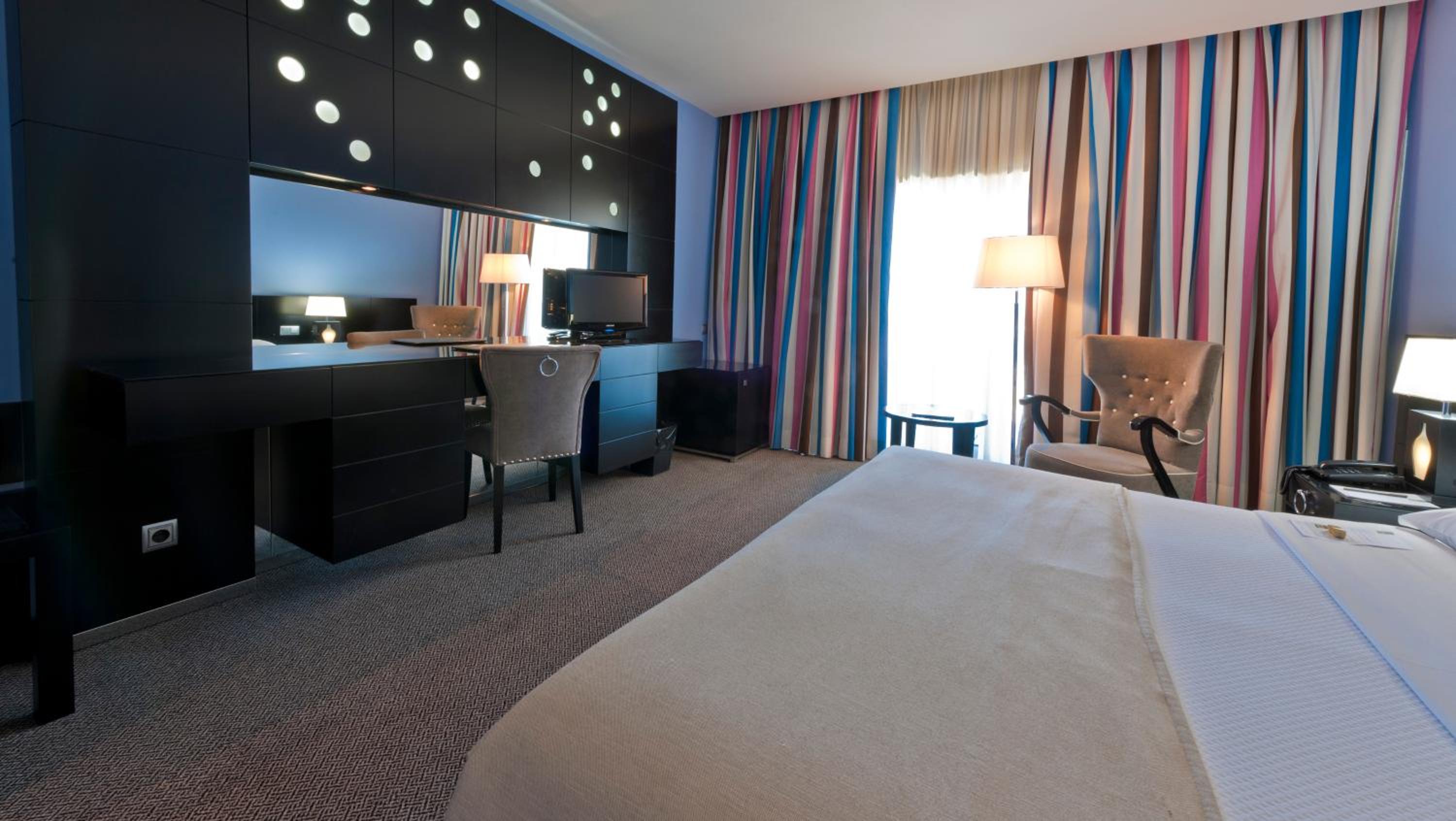 Deluxe Double Room - Photo 6