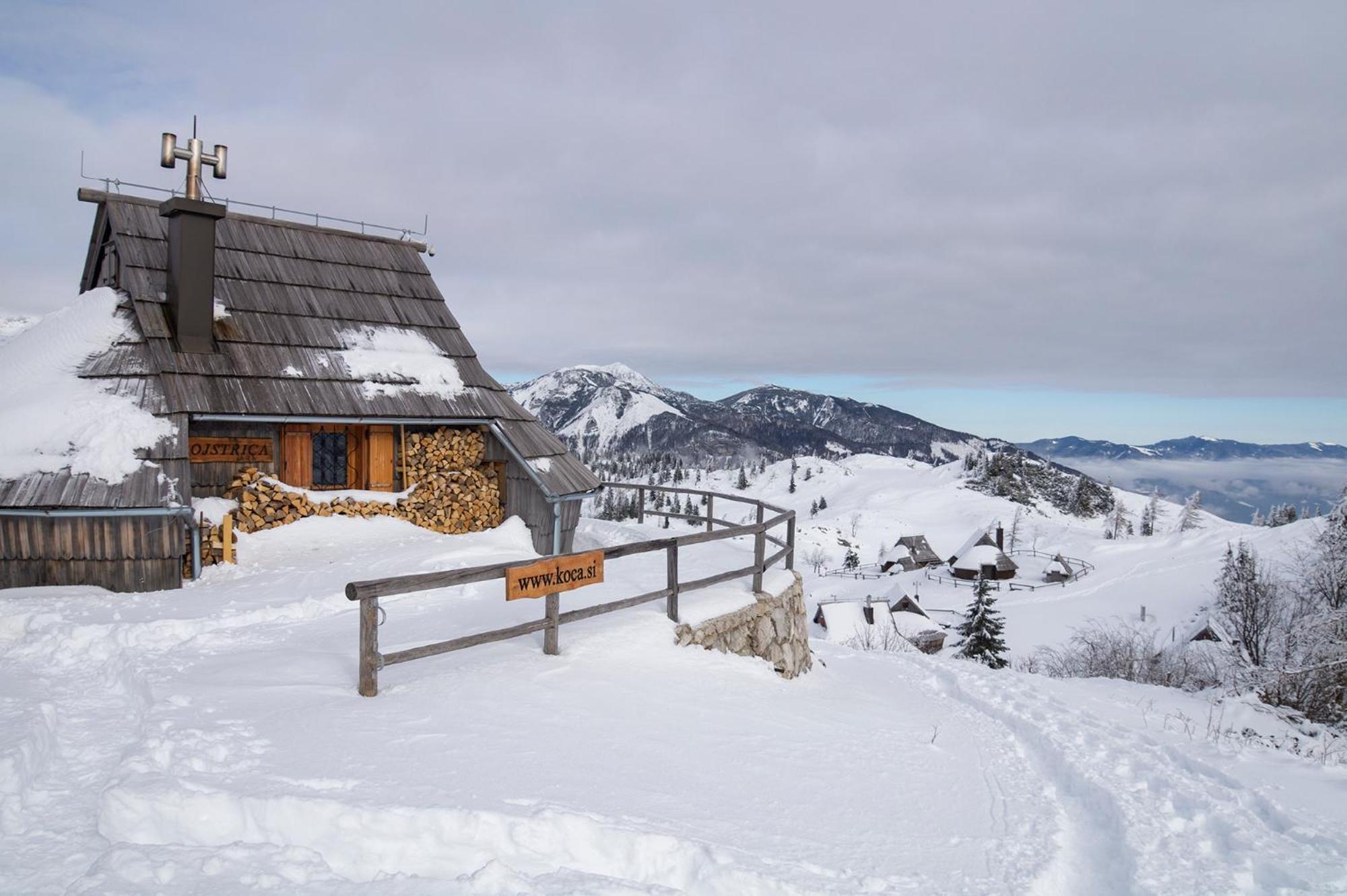 Two-Bedroom Chalet - Photo 64