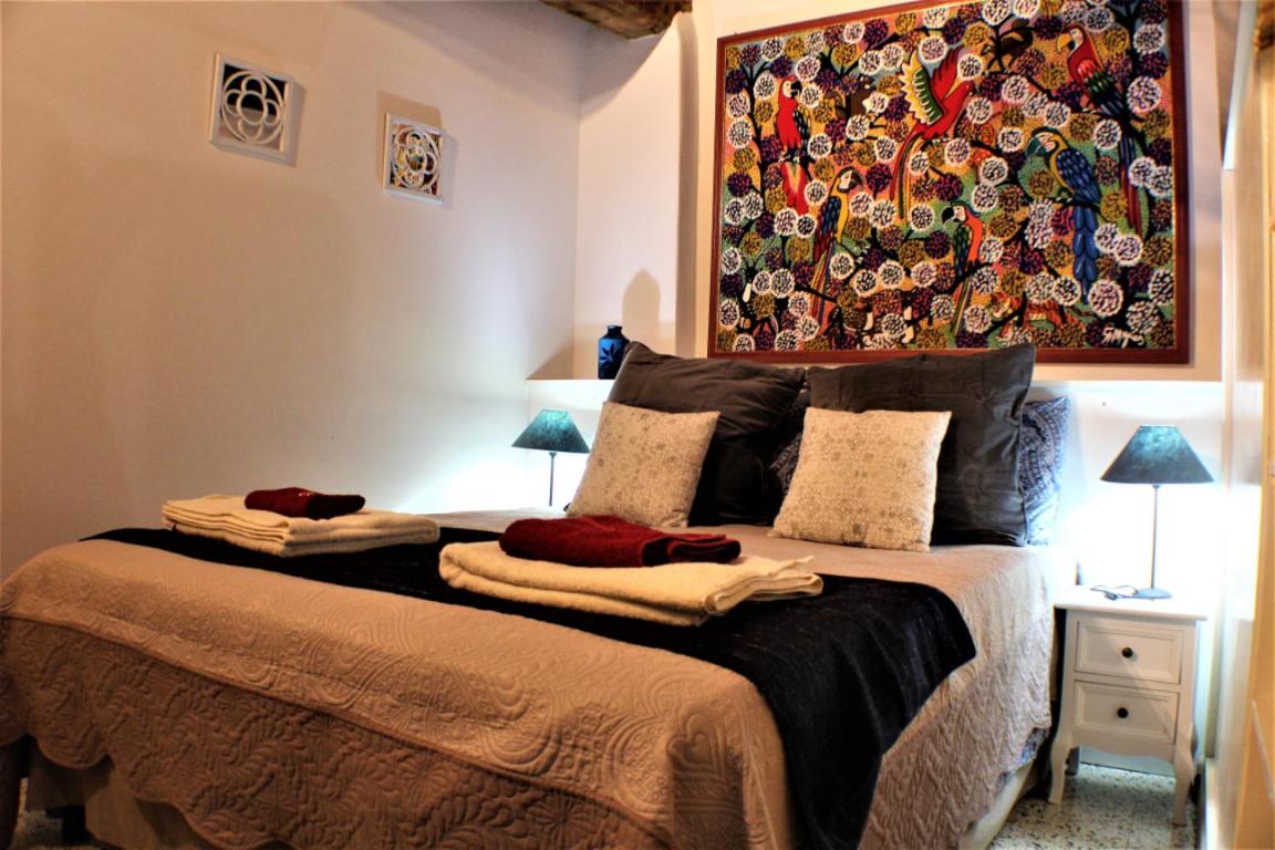 One-Bedroom Apartment - Photo 7