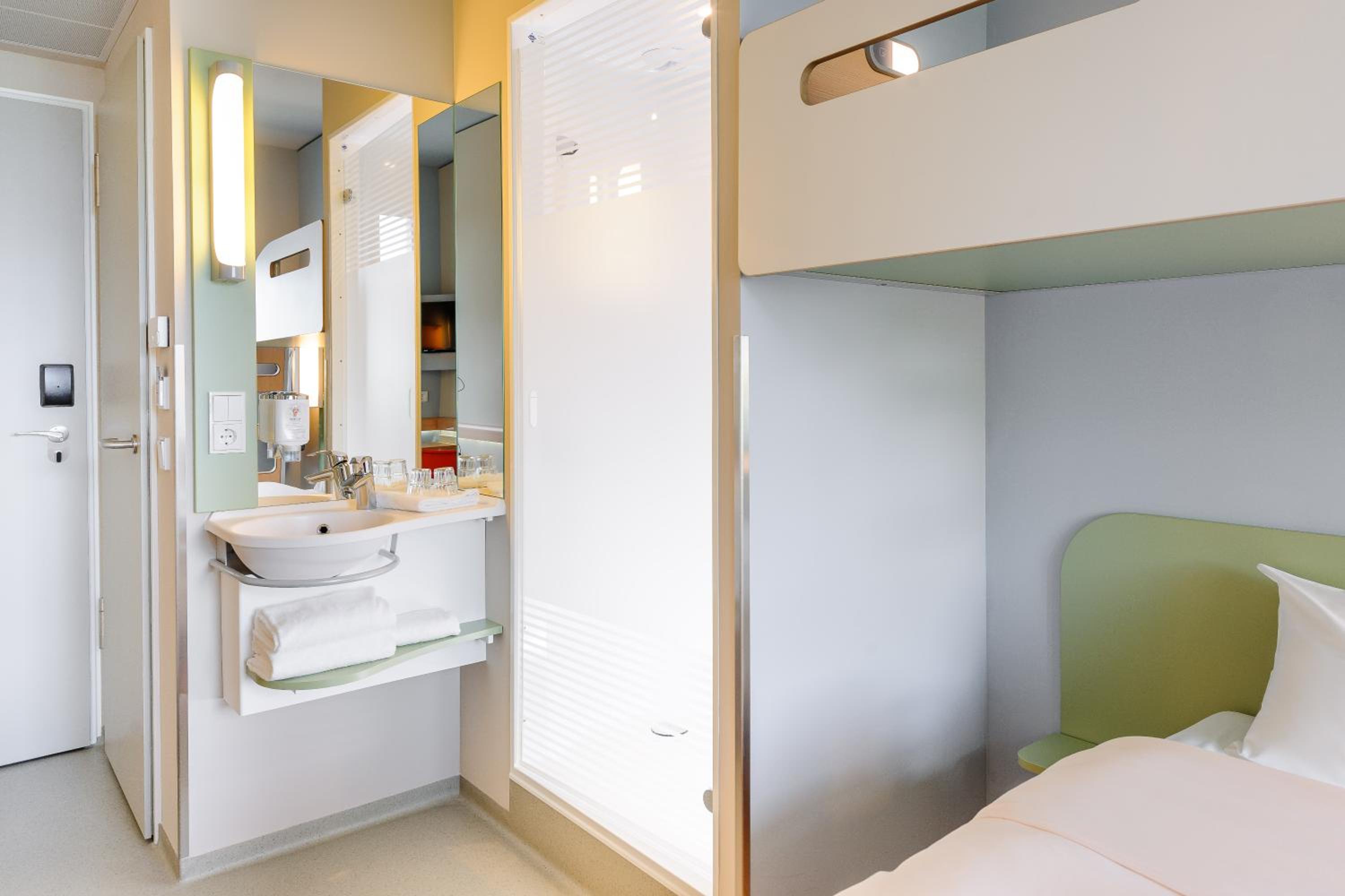 Triple Room - Photo 8