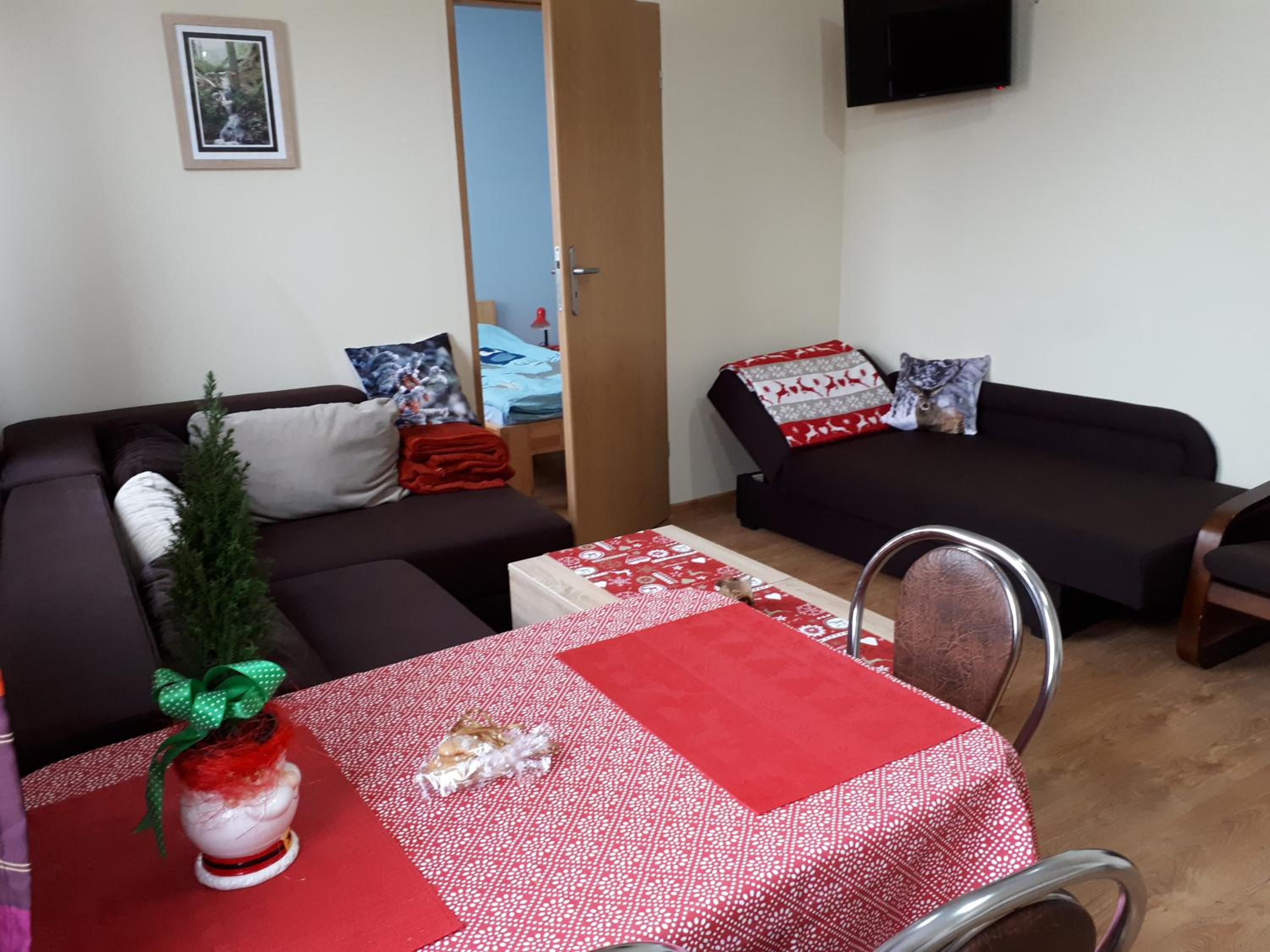 One-Bedroom Apartment - Photo 6