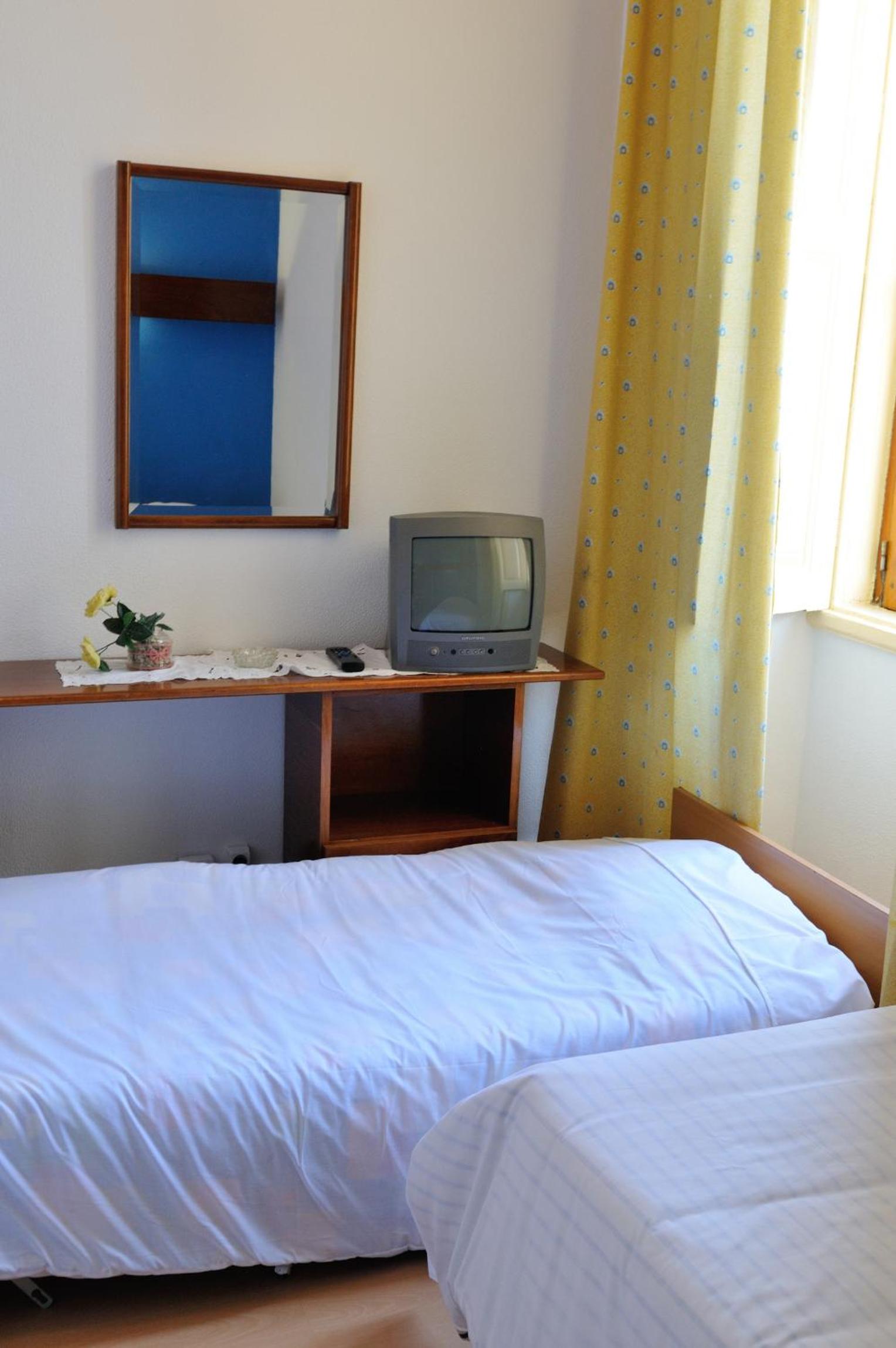 Triple Room - Photo 1