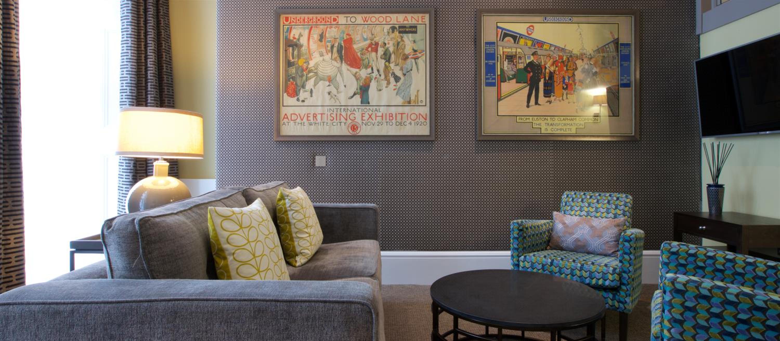 Deluxe King Suite photo 1