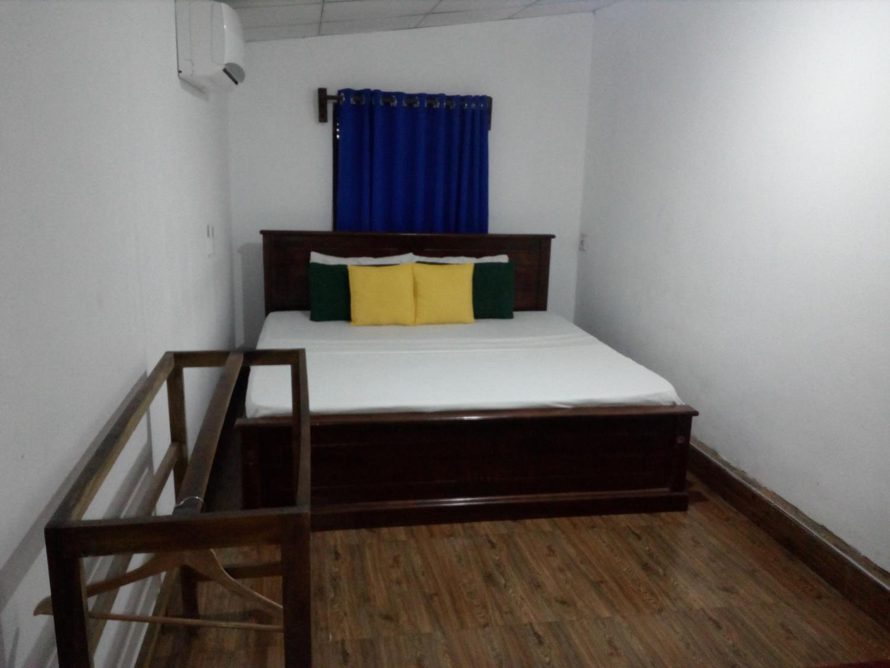 Budget Double Room photo 3