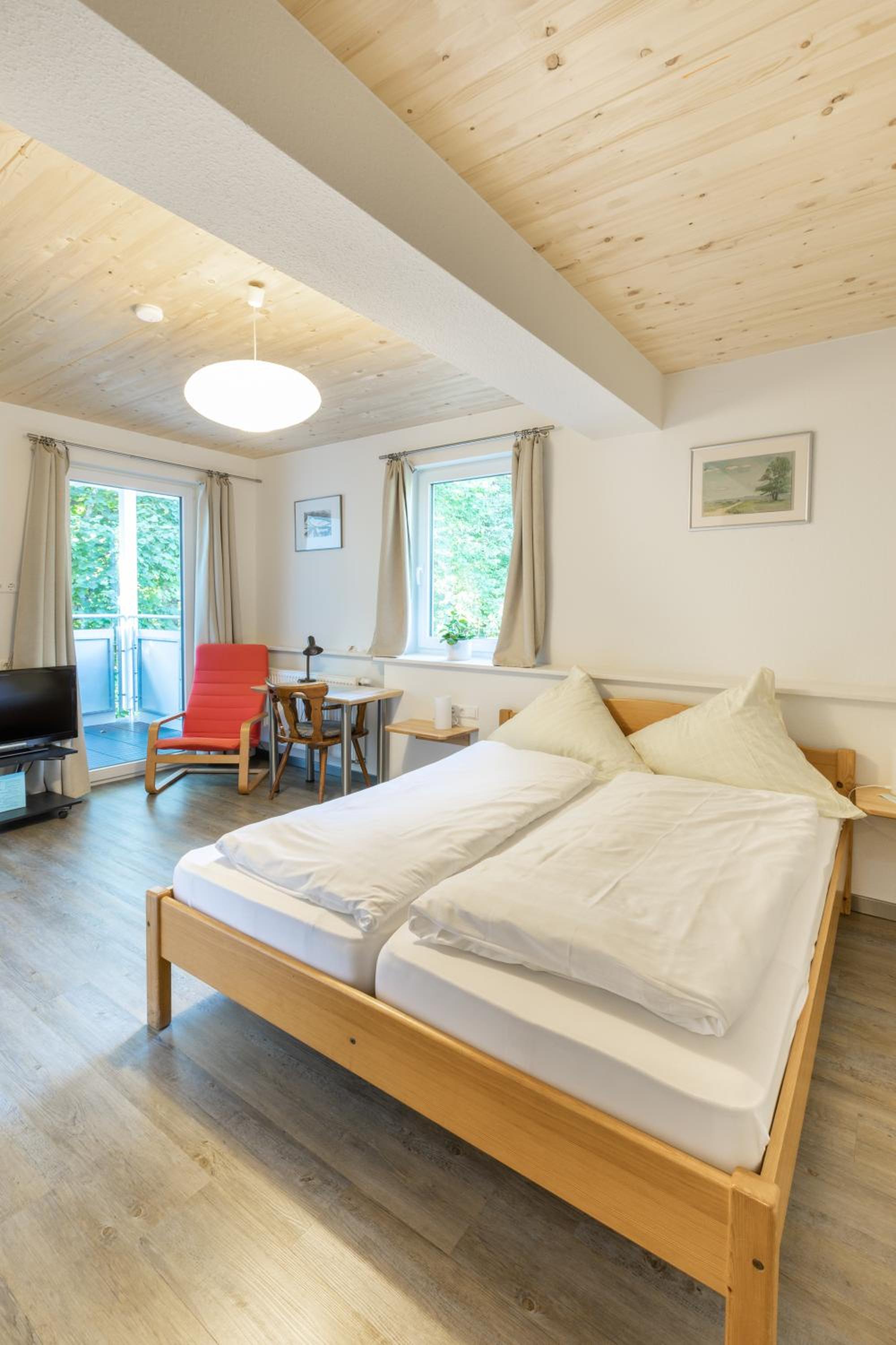 Double Room with Balcony - Photo 1