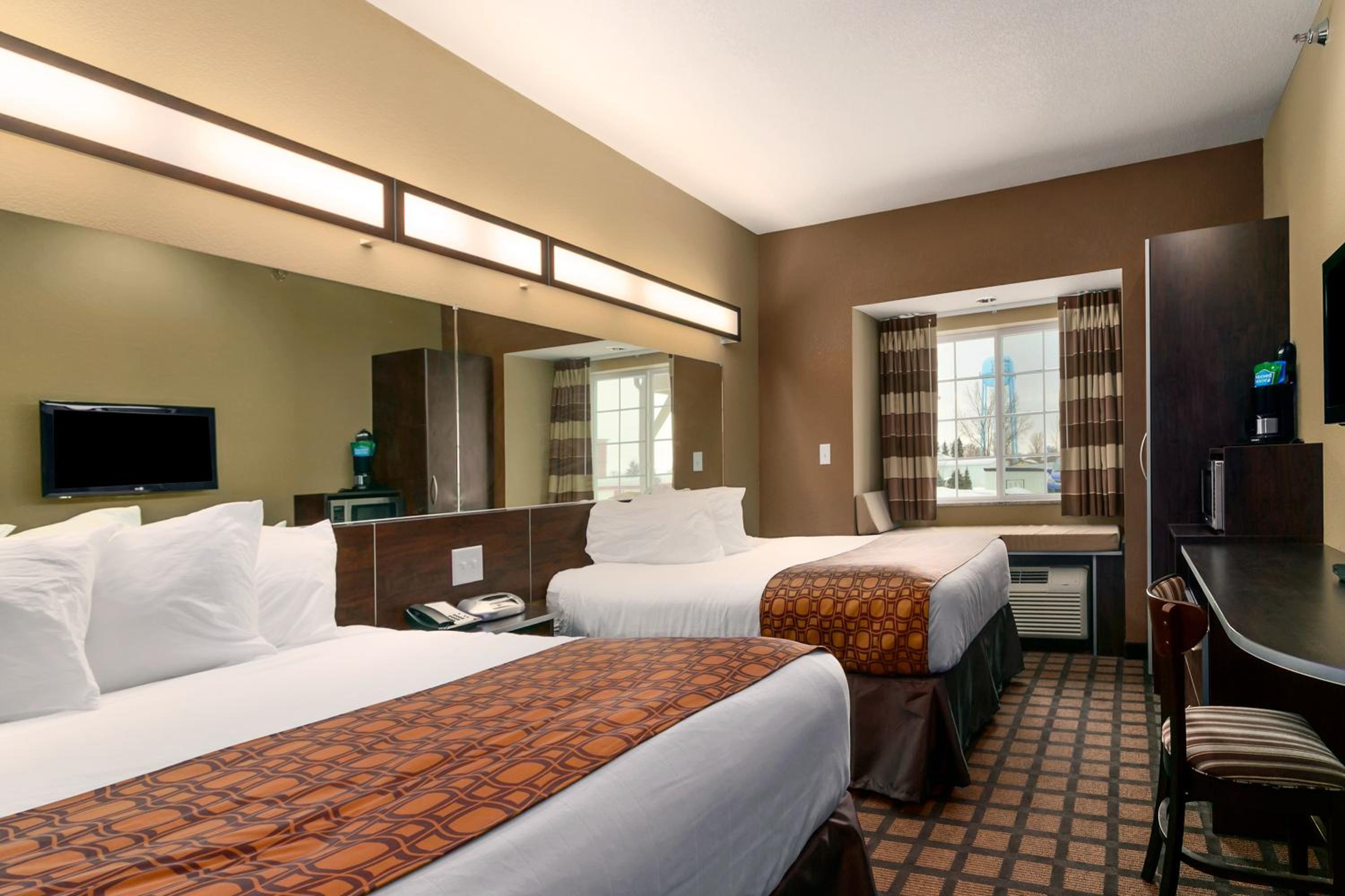 Queen Room with Two Queen Beds and Mobility/Hearing Access - Non-Smoking photo 1