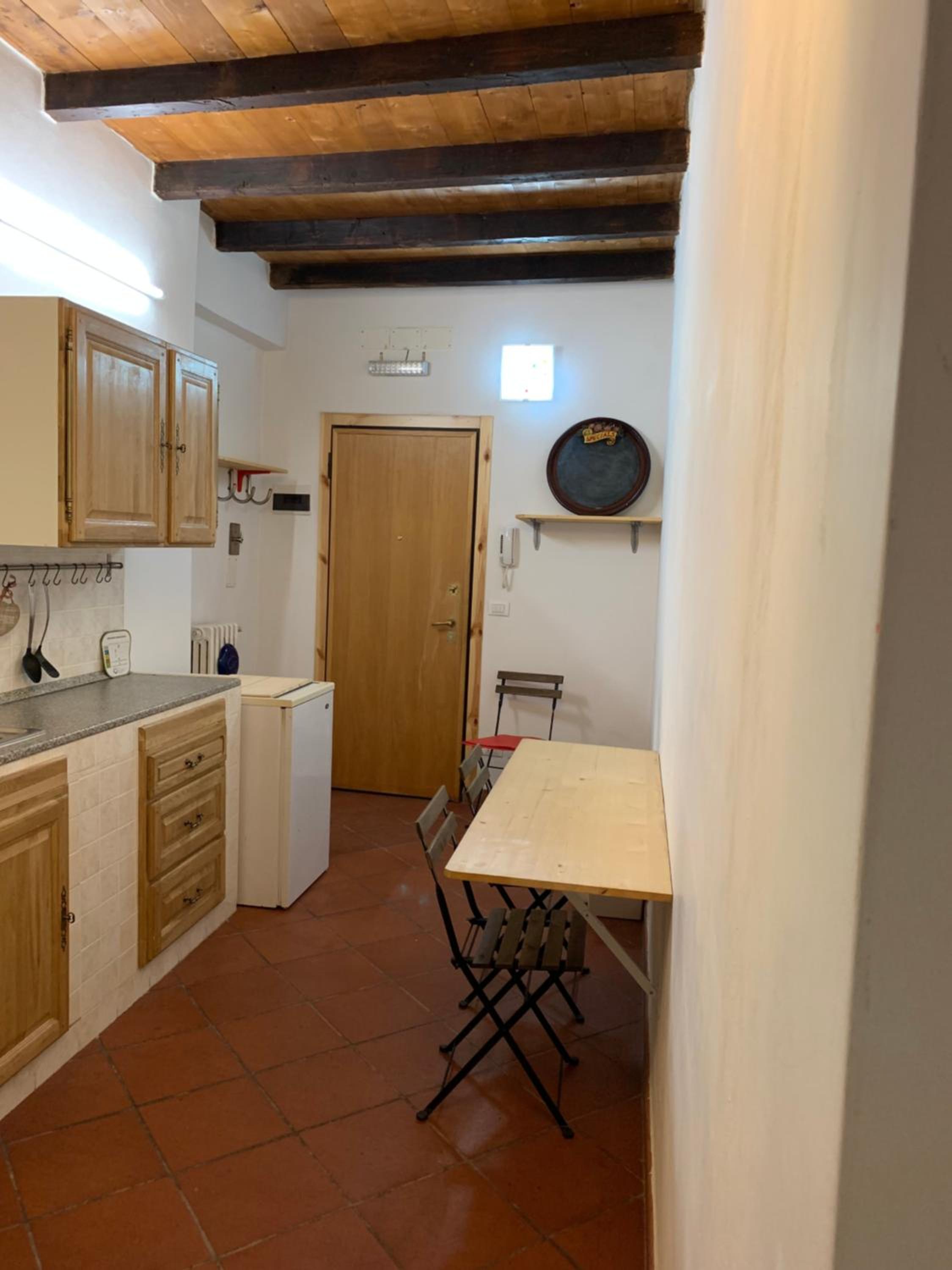 One-Bedroom Apartment - Photo 21