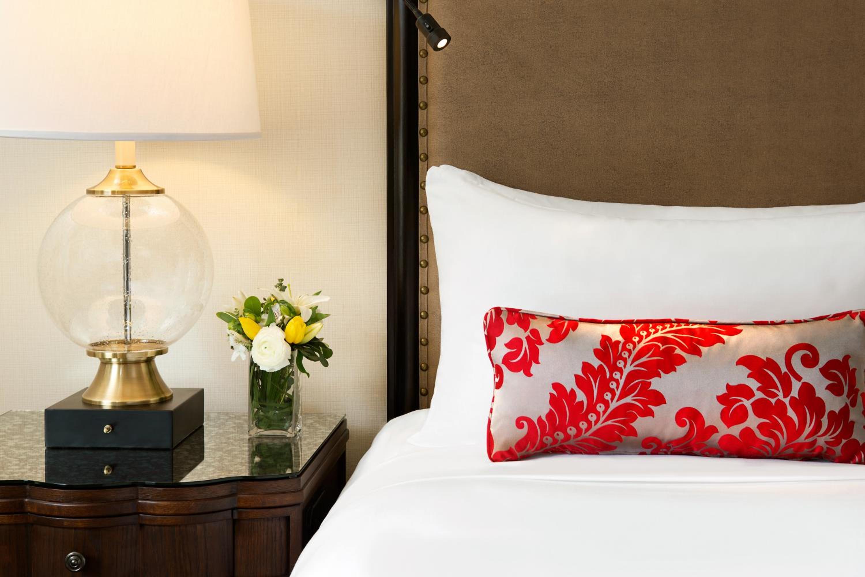 Fairmont King Room - Photo 1