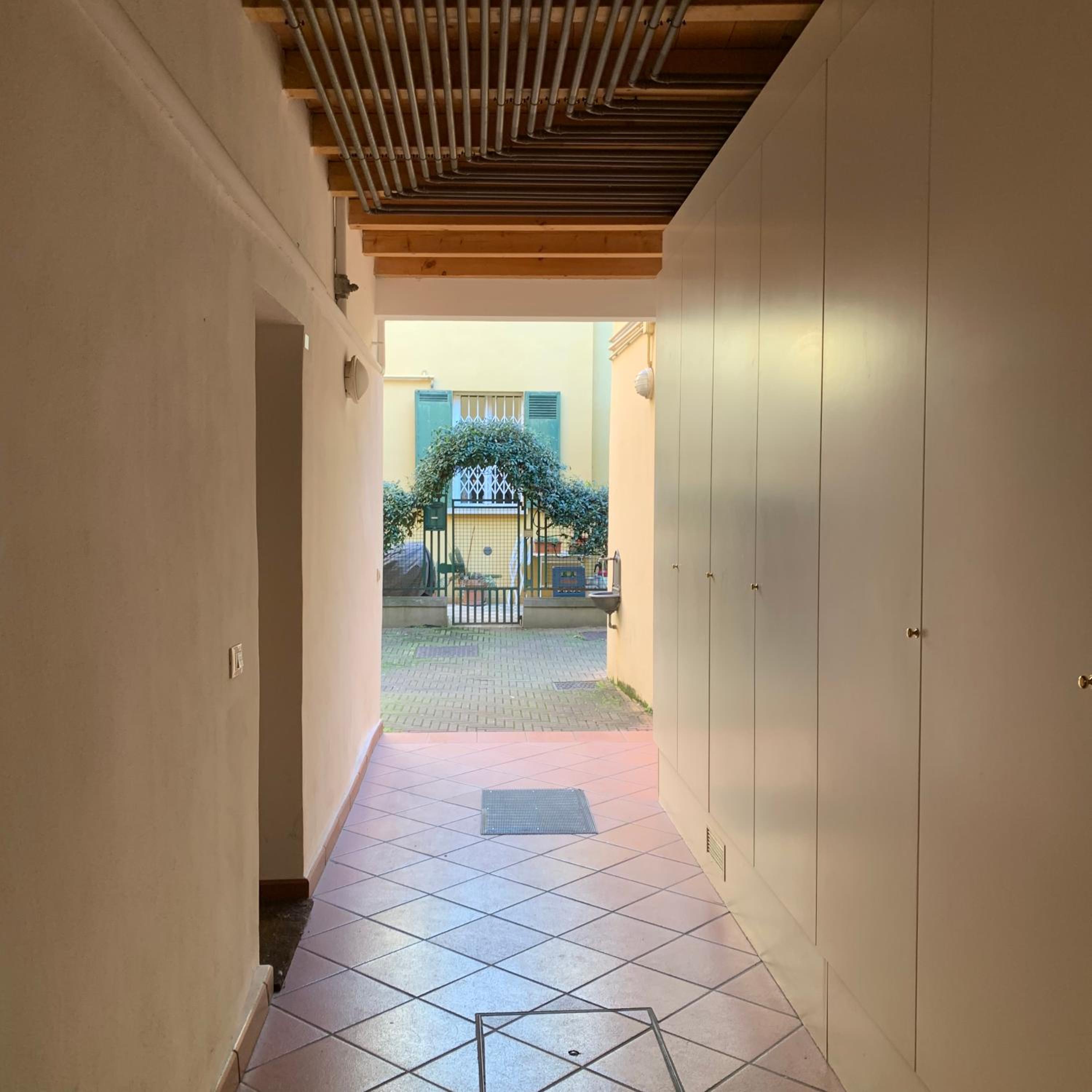 One-Bedroom Apartment - Photo 18