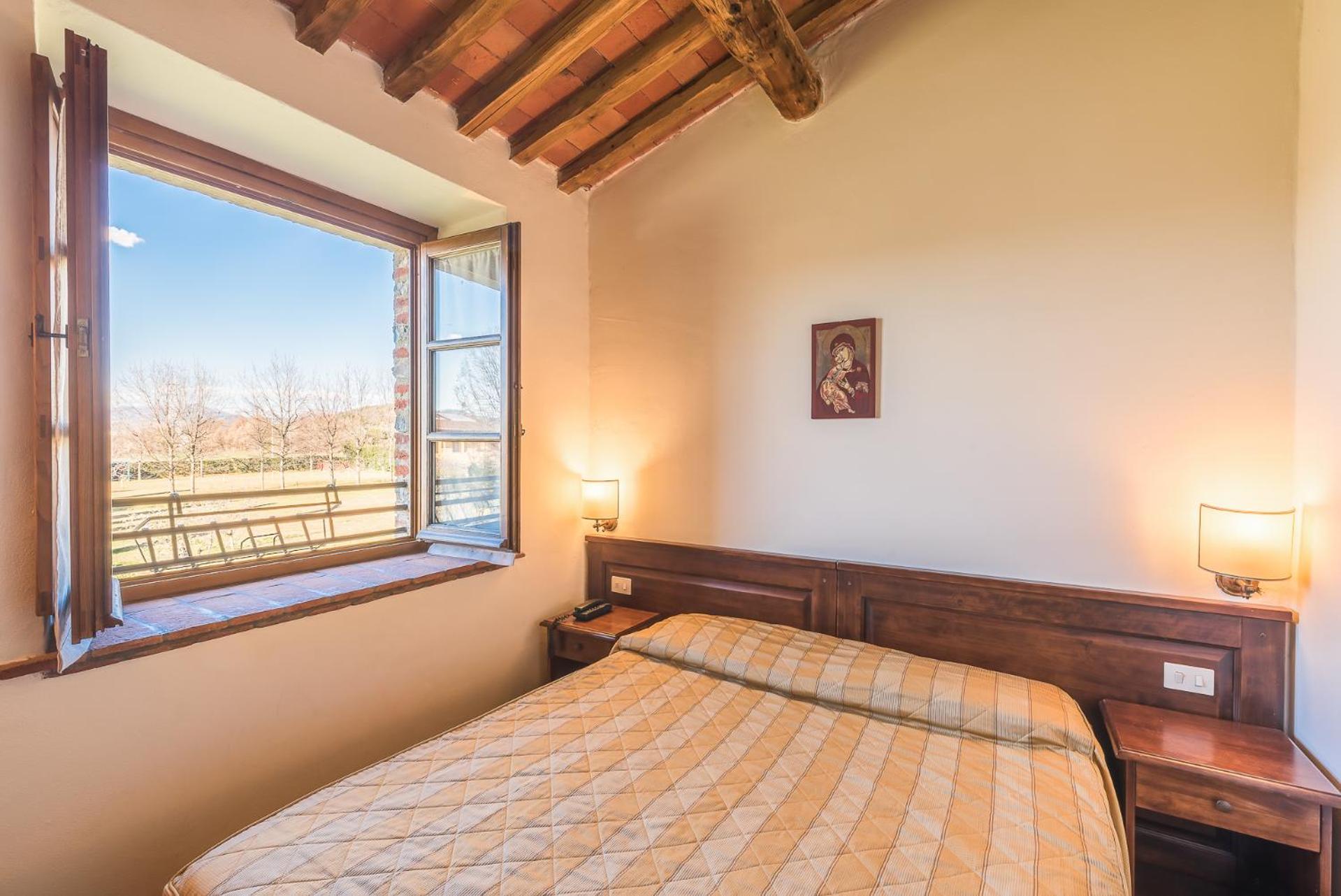 One-Bedroom Apartment (4 Adults) photo 1