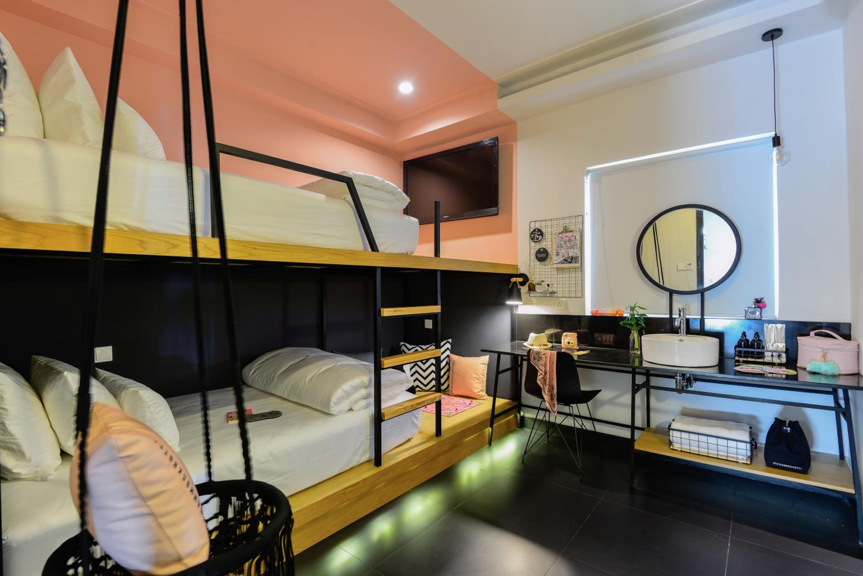 DELUXE TWIN NEST - FREE LAUNDRY, MINIBAR photo 1
