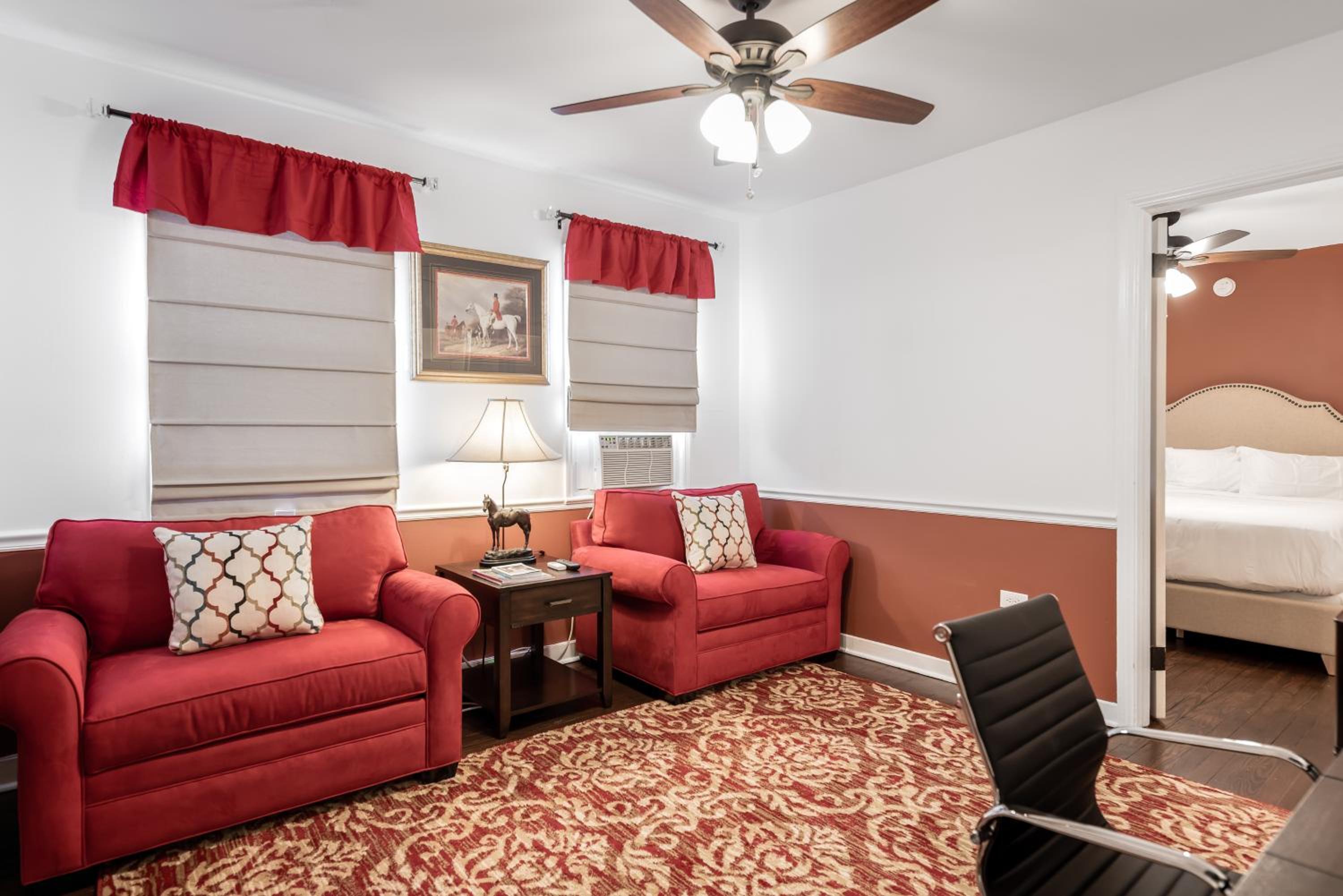 Executive King Suite photo 3