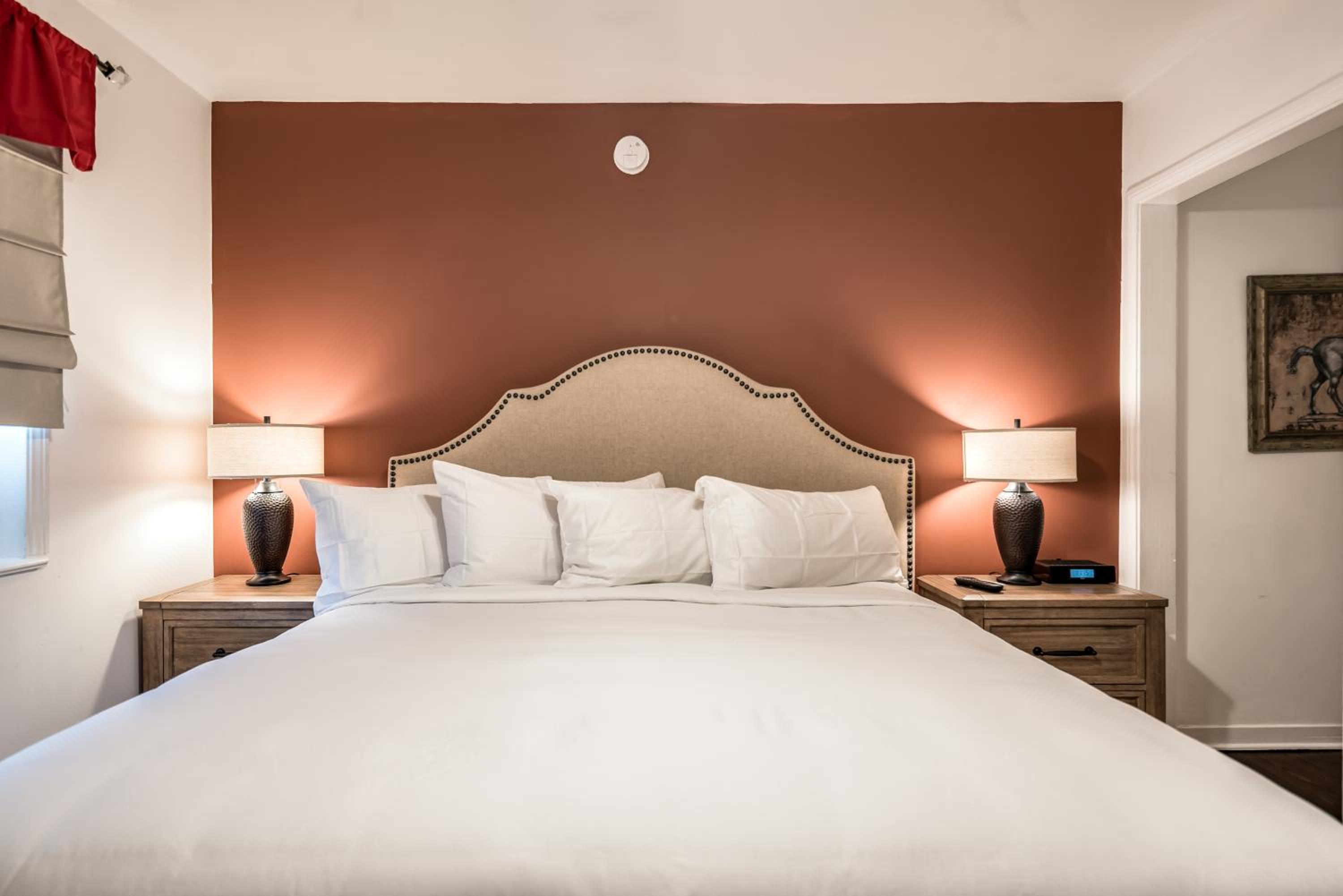 Executive King Suite photo 2