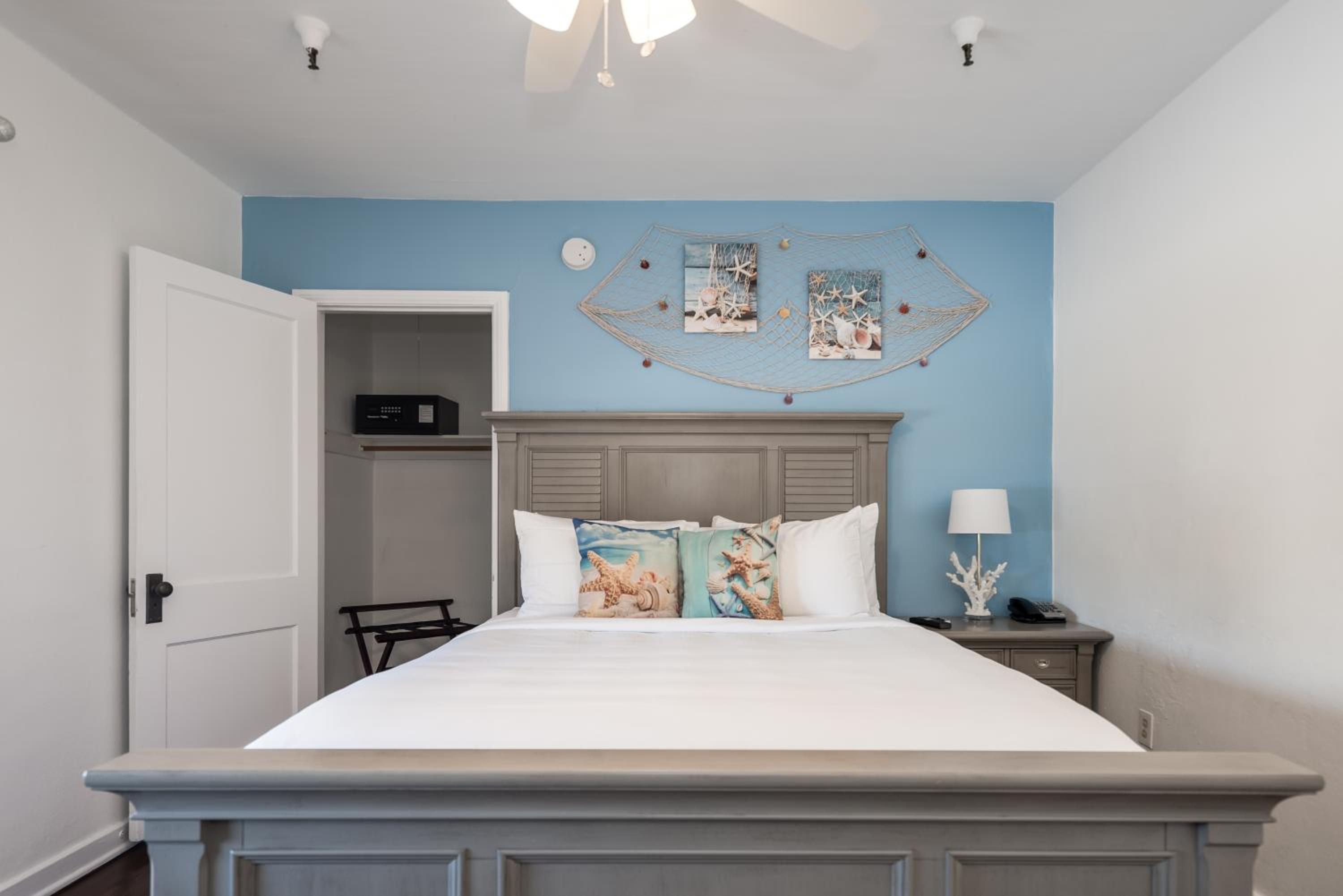 Superior Queen Room photo 2