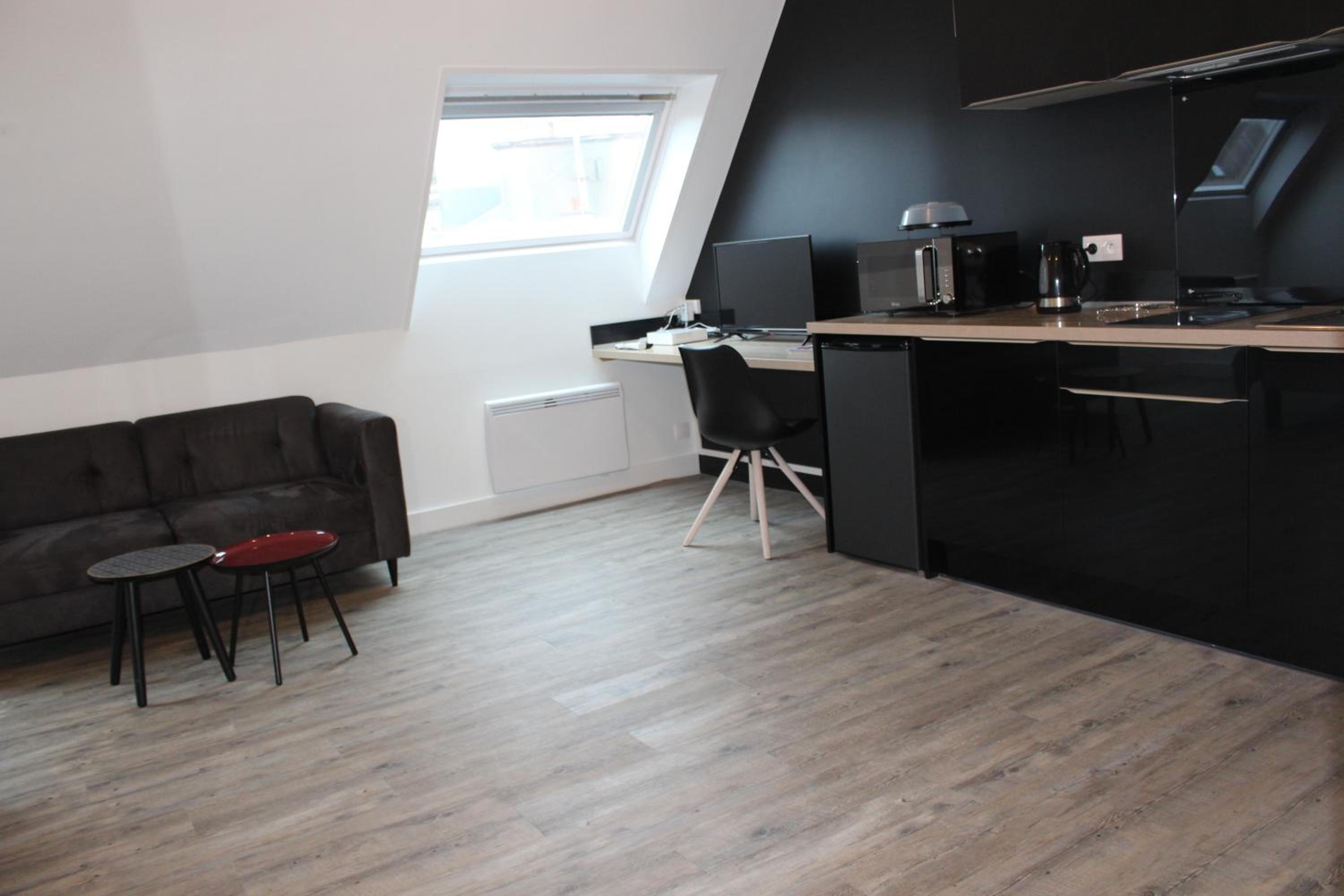 Double Room - Photo 2