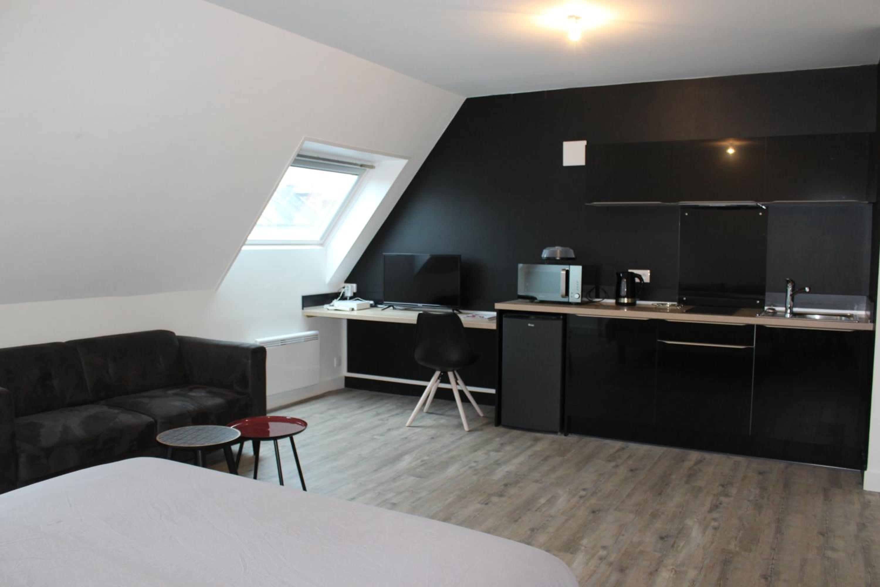 Double Room - Photo 3