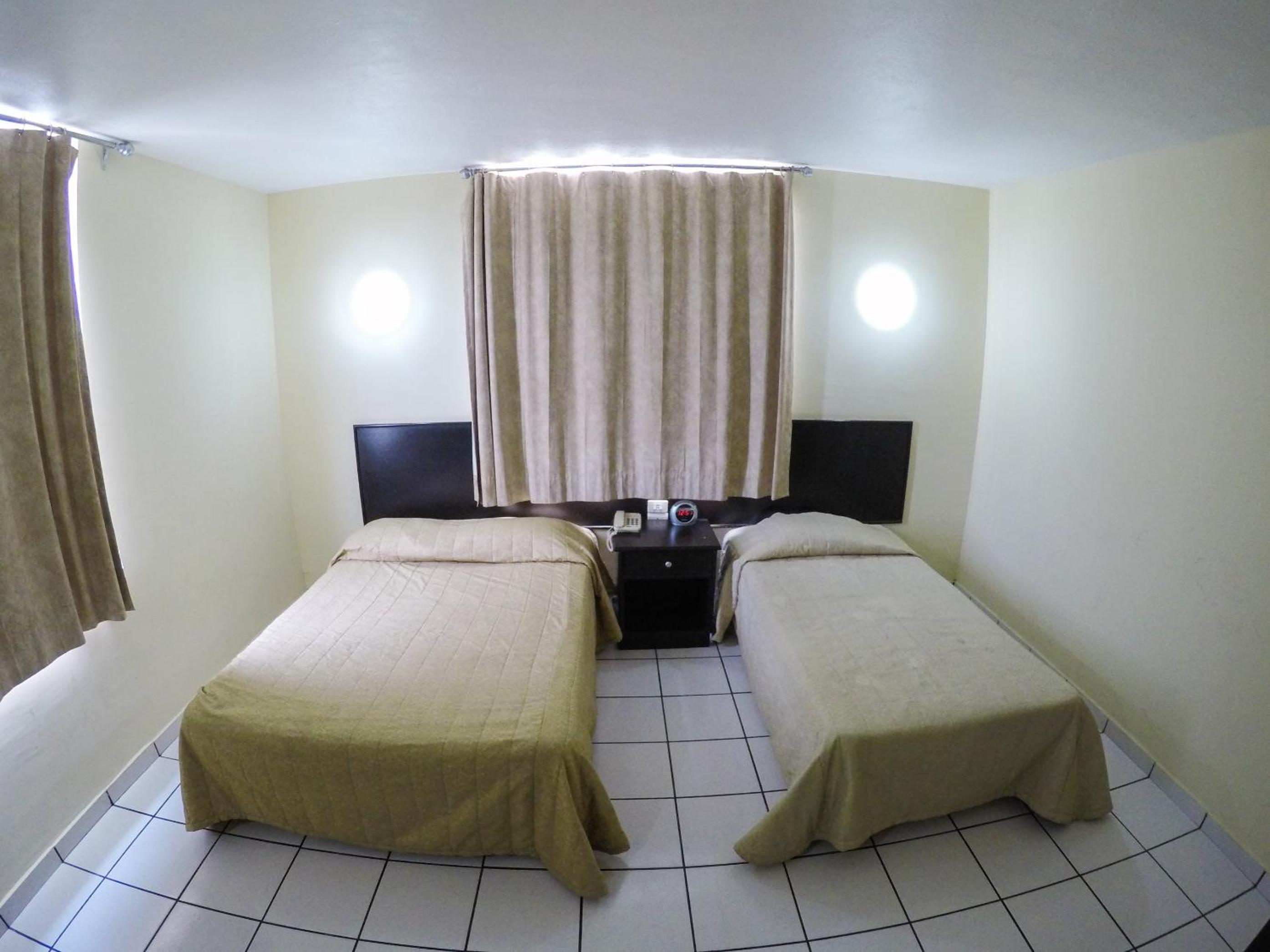 Standard Double Room photo 2