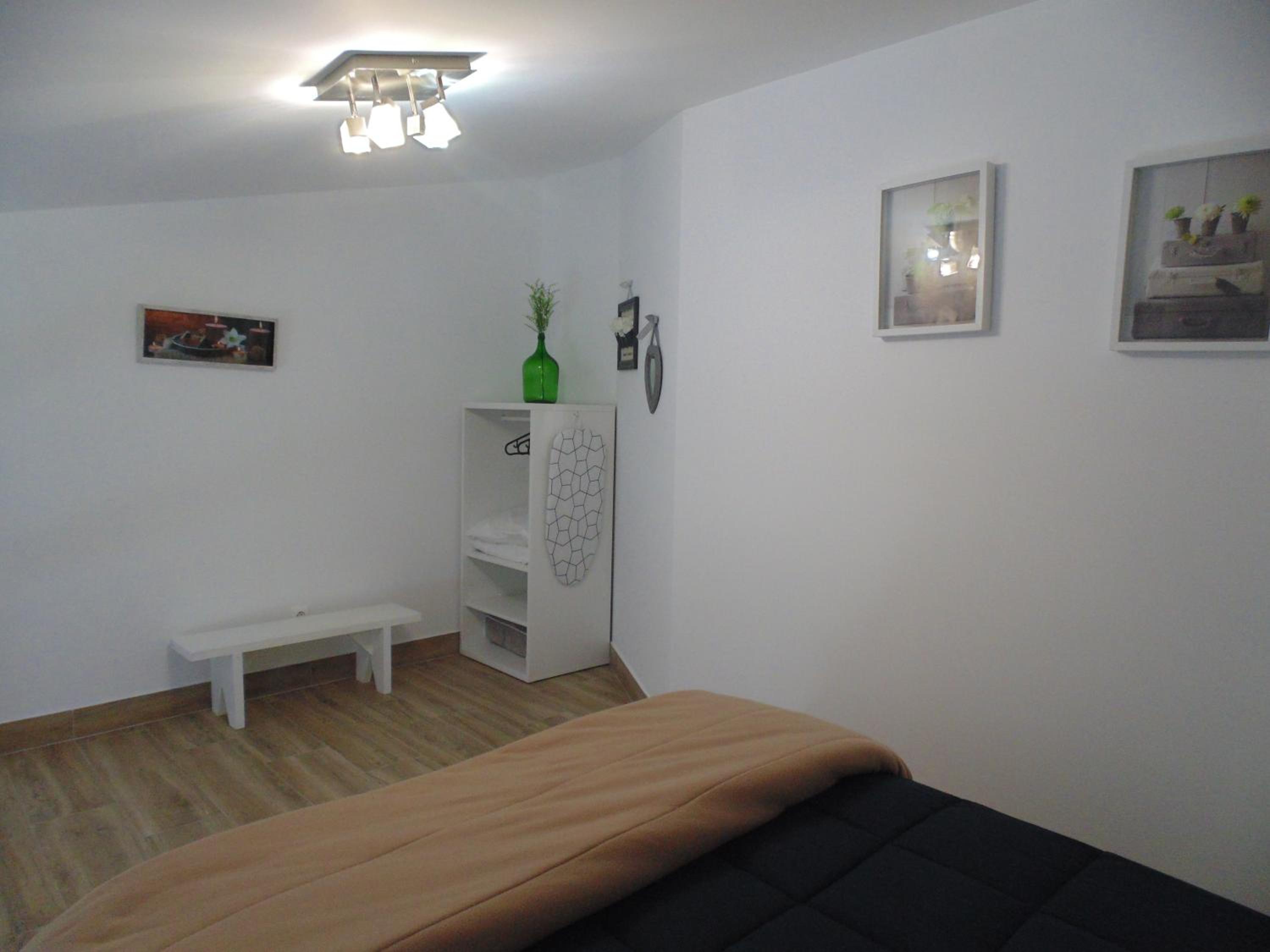 One-Bedroom House photo 1