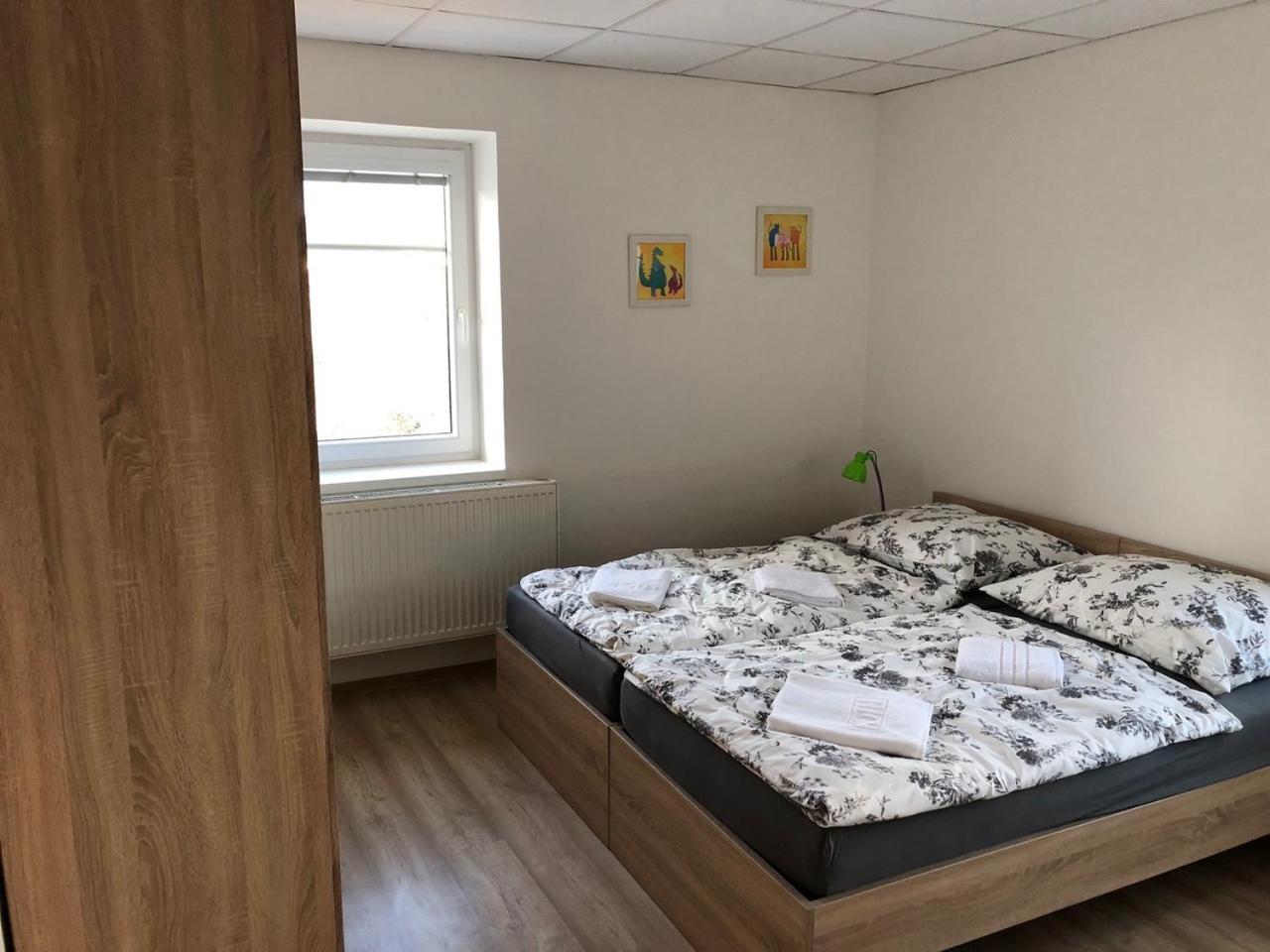 Double or Twin Room with Bathroom photo 2