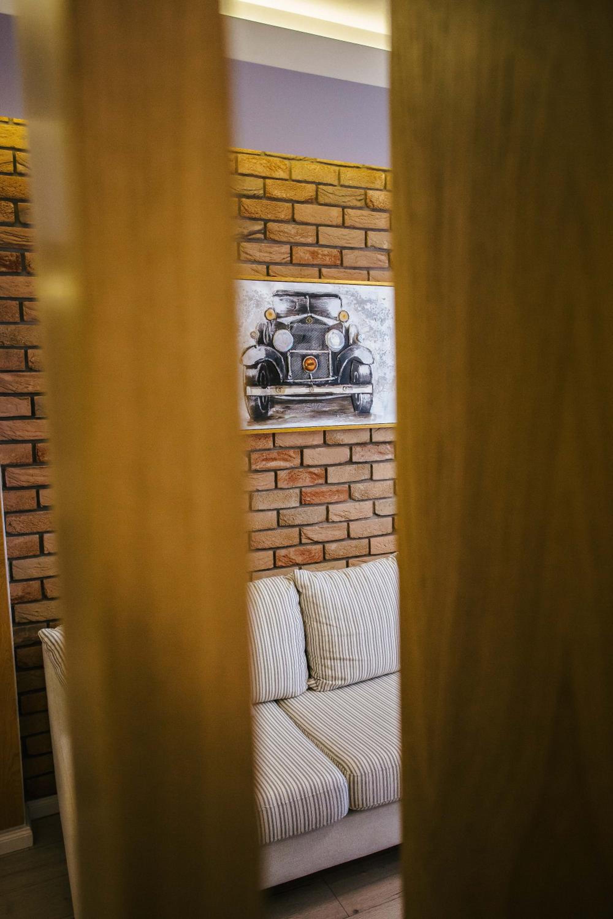 Studio Apartment - Photo 15