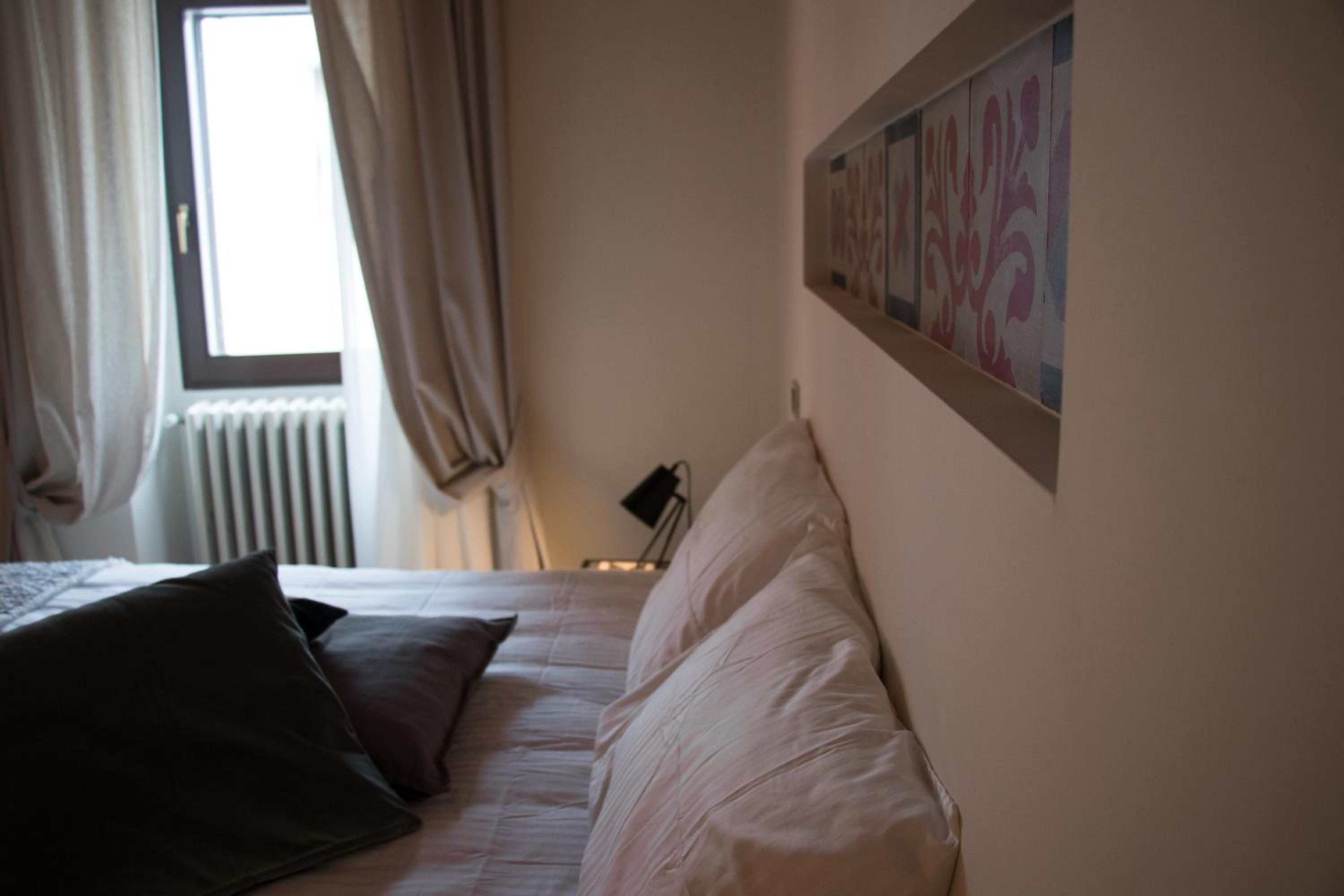 Deluxe Room - Photo 1