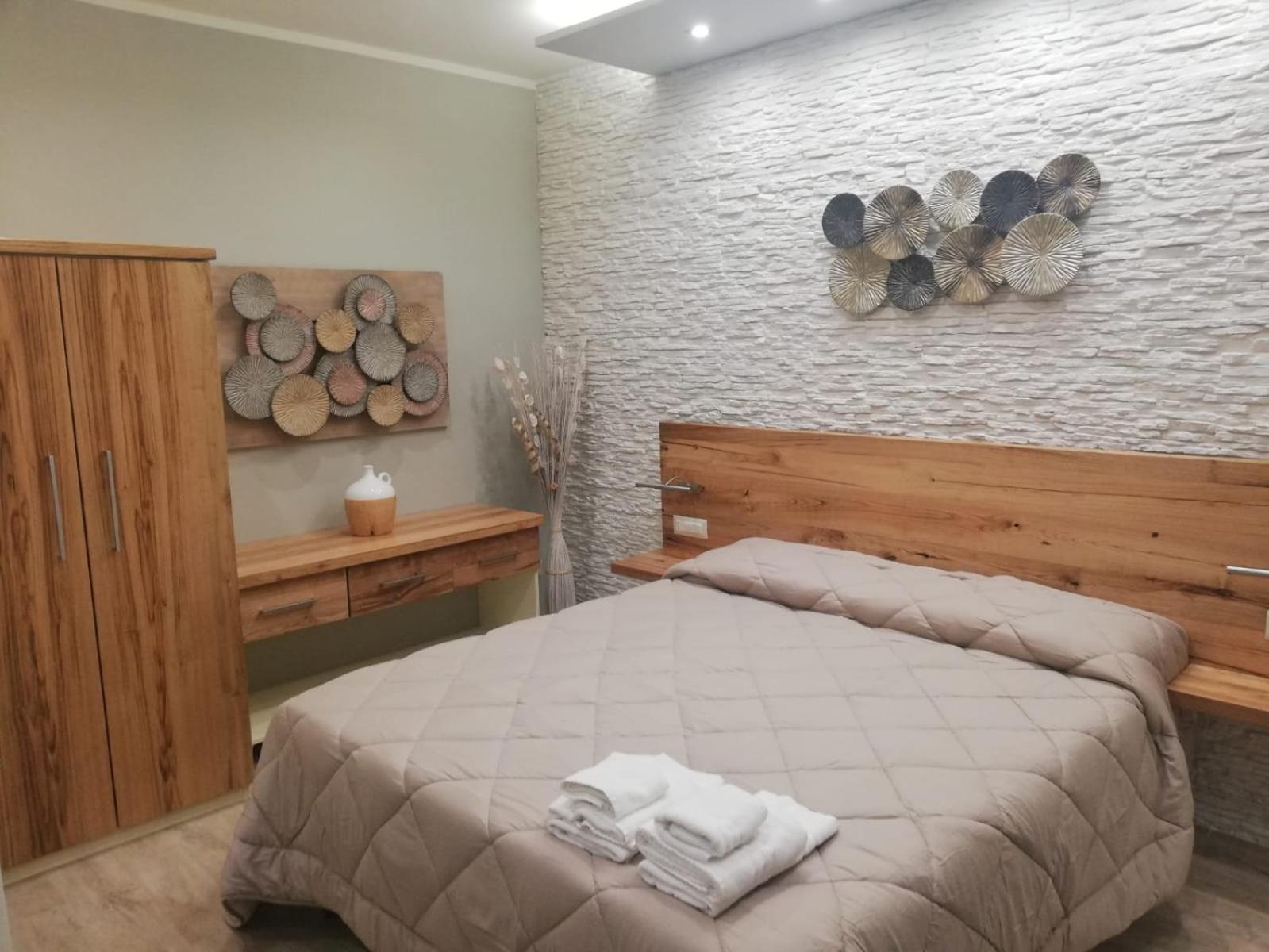 Double Room with Patio photo 3