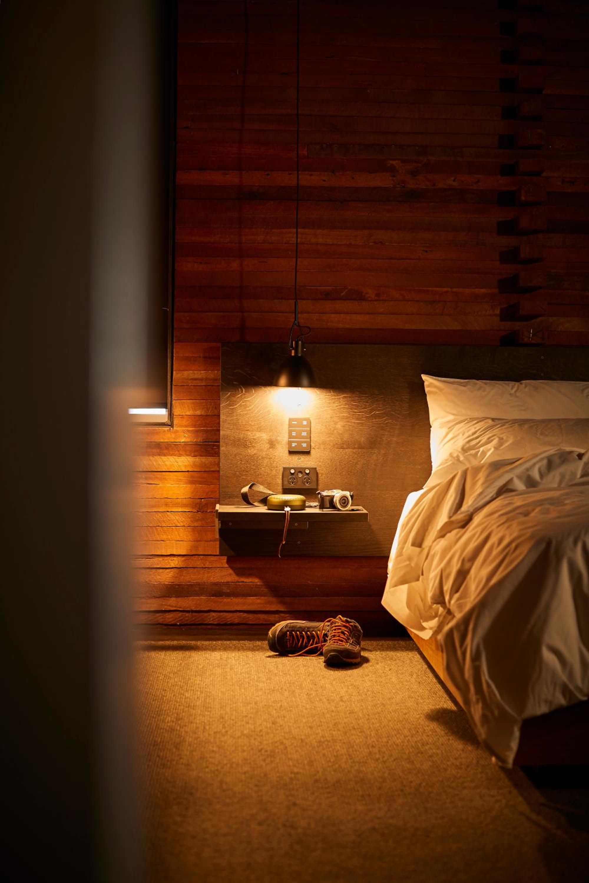 Deluxe King Room - Photo 5