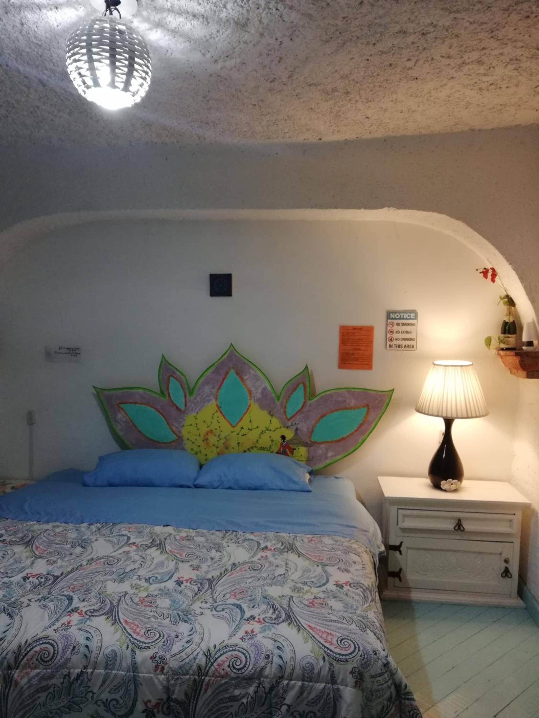 Double Room with Private Bathroom - Photo 4