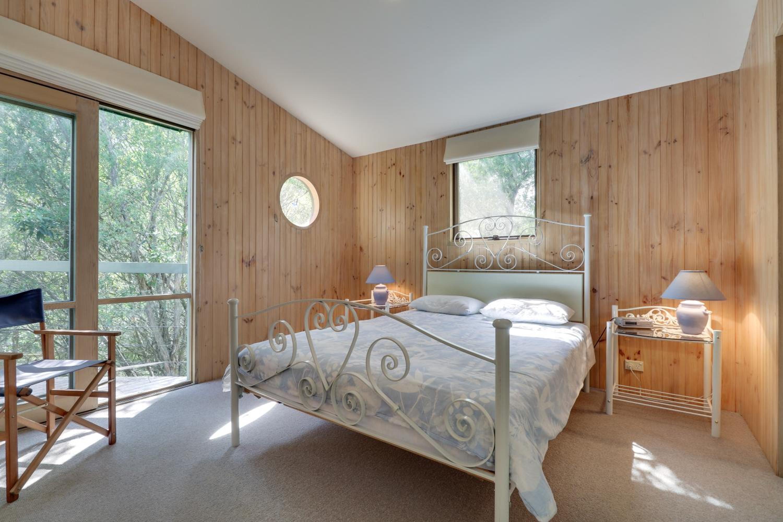 Three-Bedroom Vacation Home  - Photo 5