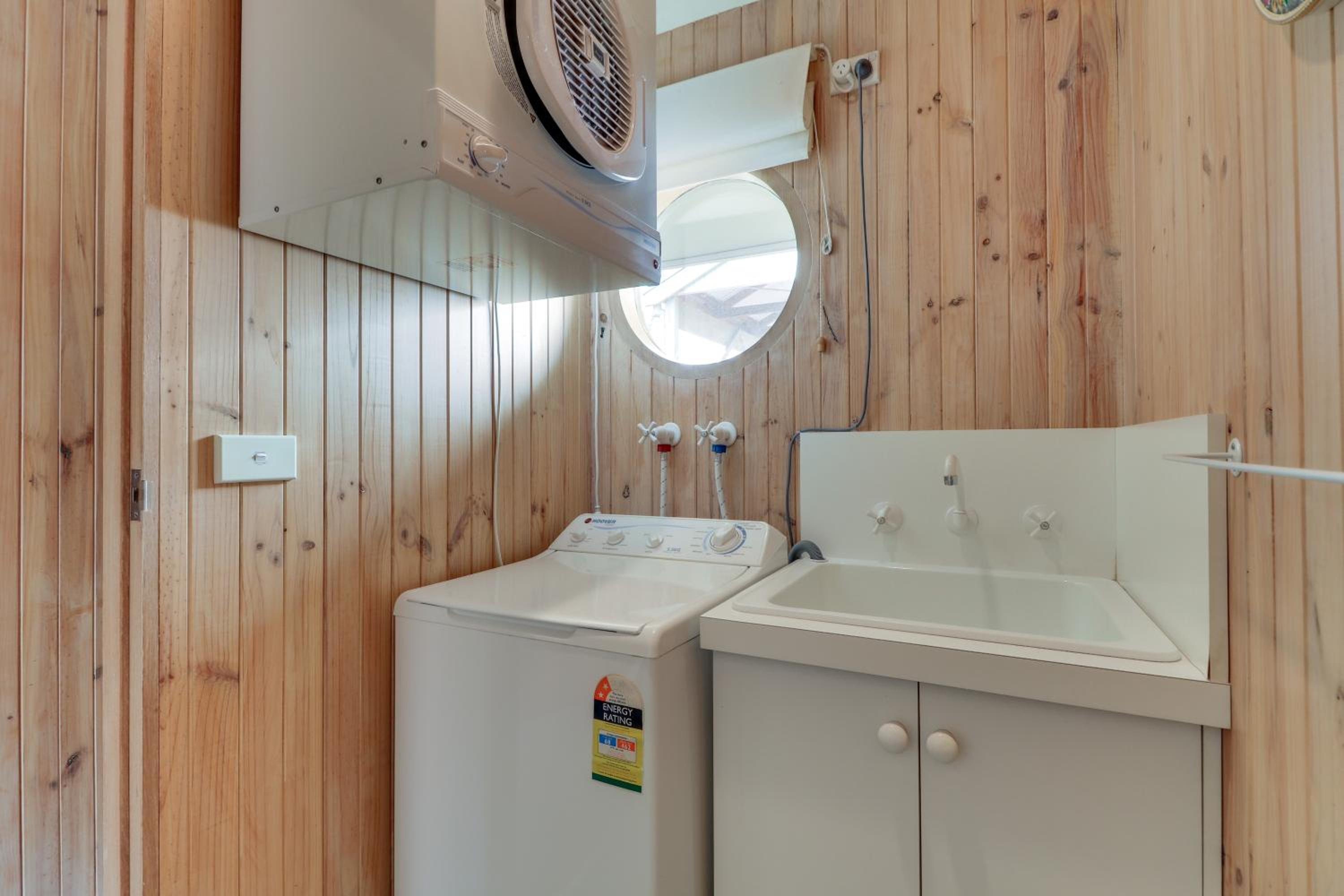 Three-Bedroom Vacation Home  - Photo 2