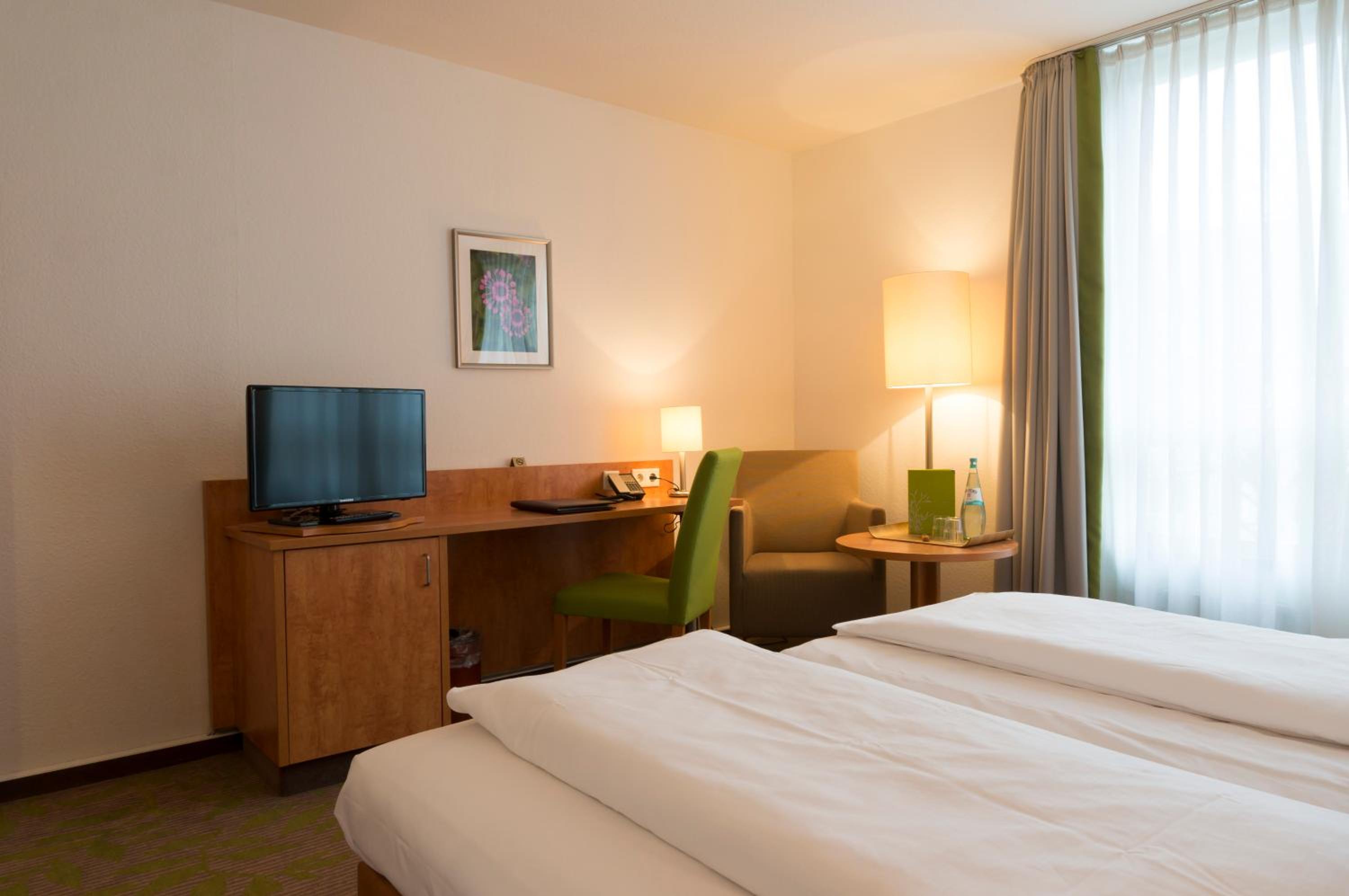Standard Double Room - Photo 5