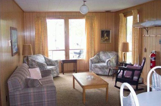 Two-Bedroom Cottage photo 1