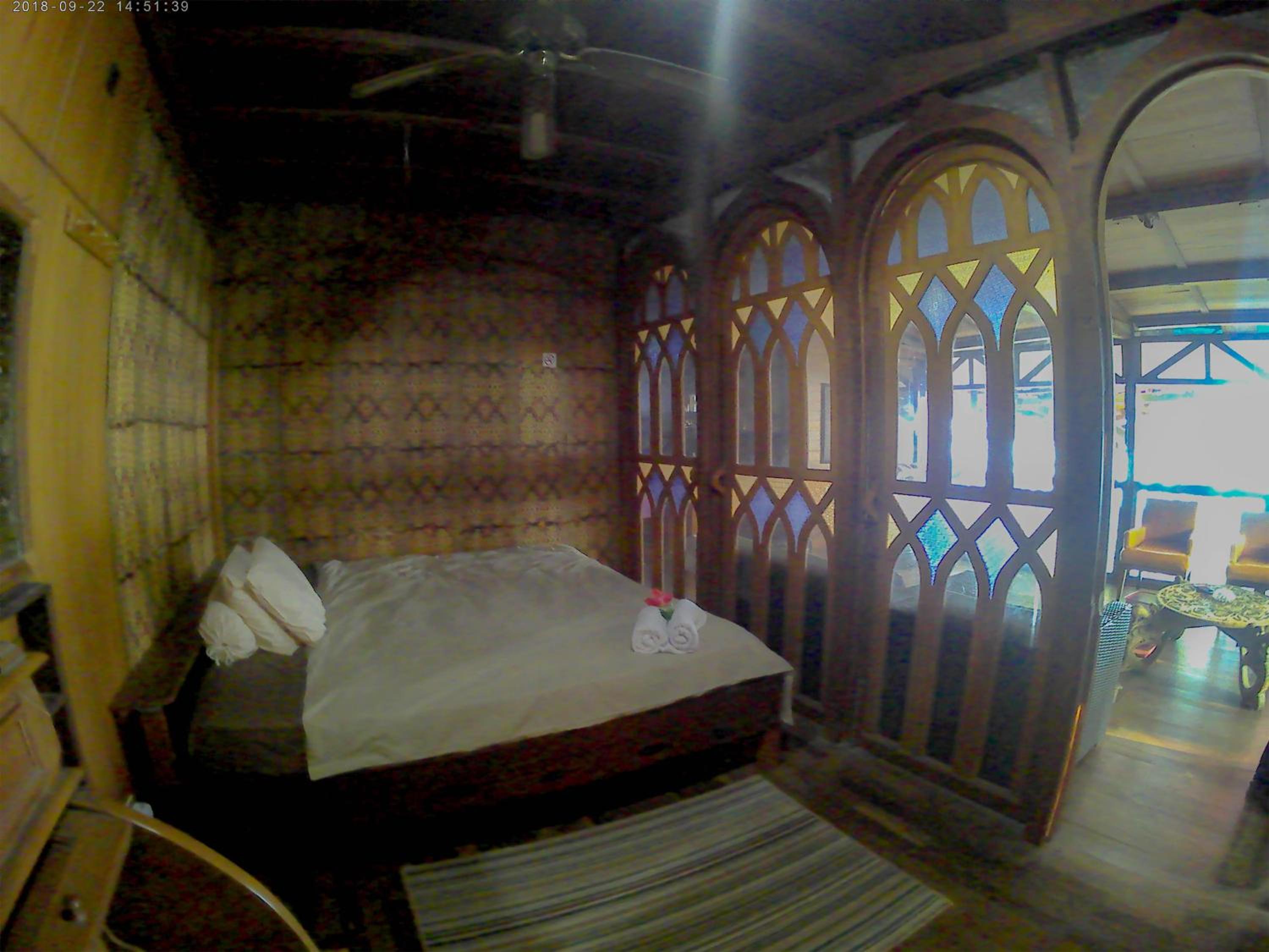 Deluxe Room - Photo 10